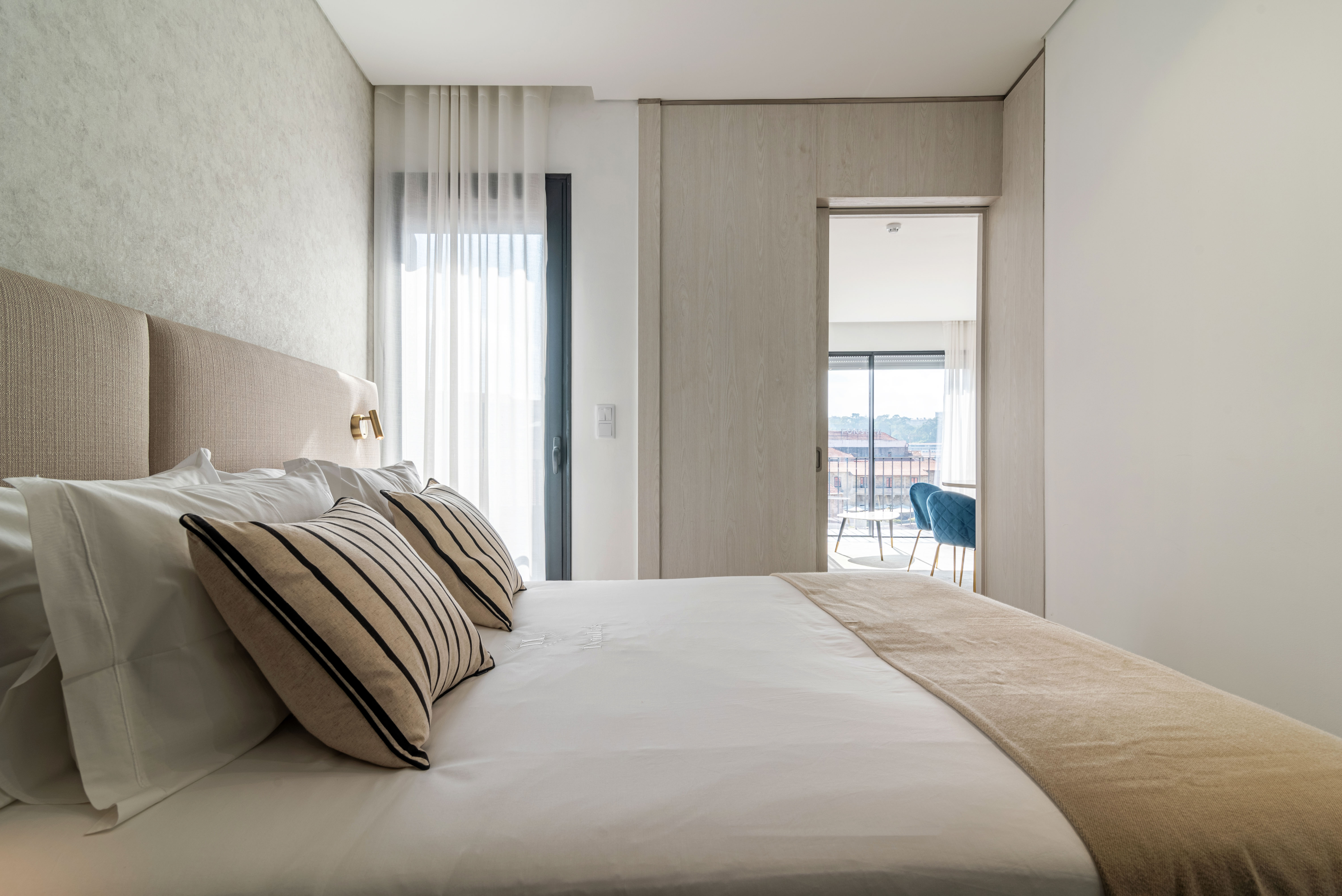 Apartment with Balcony