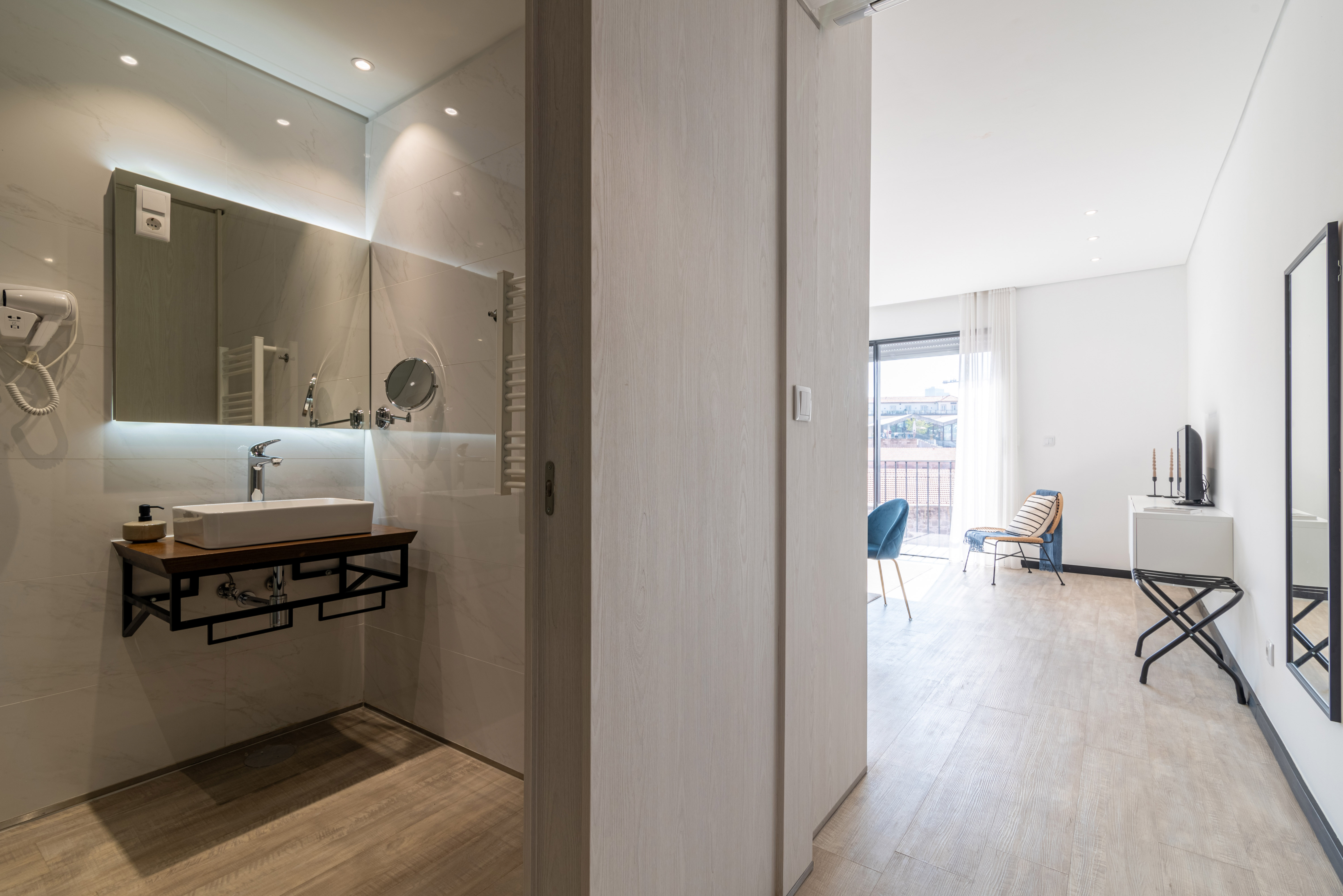 Apartment with Balcony