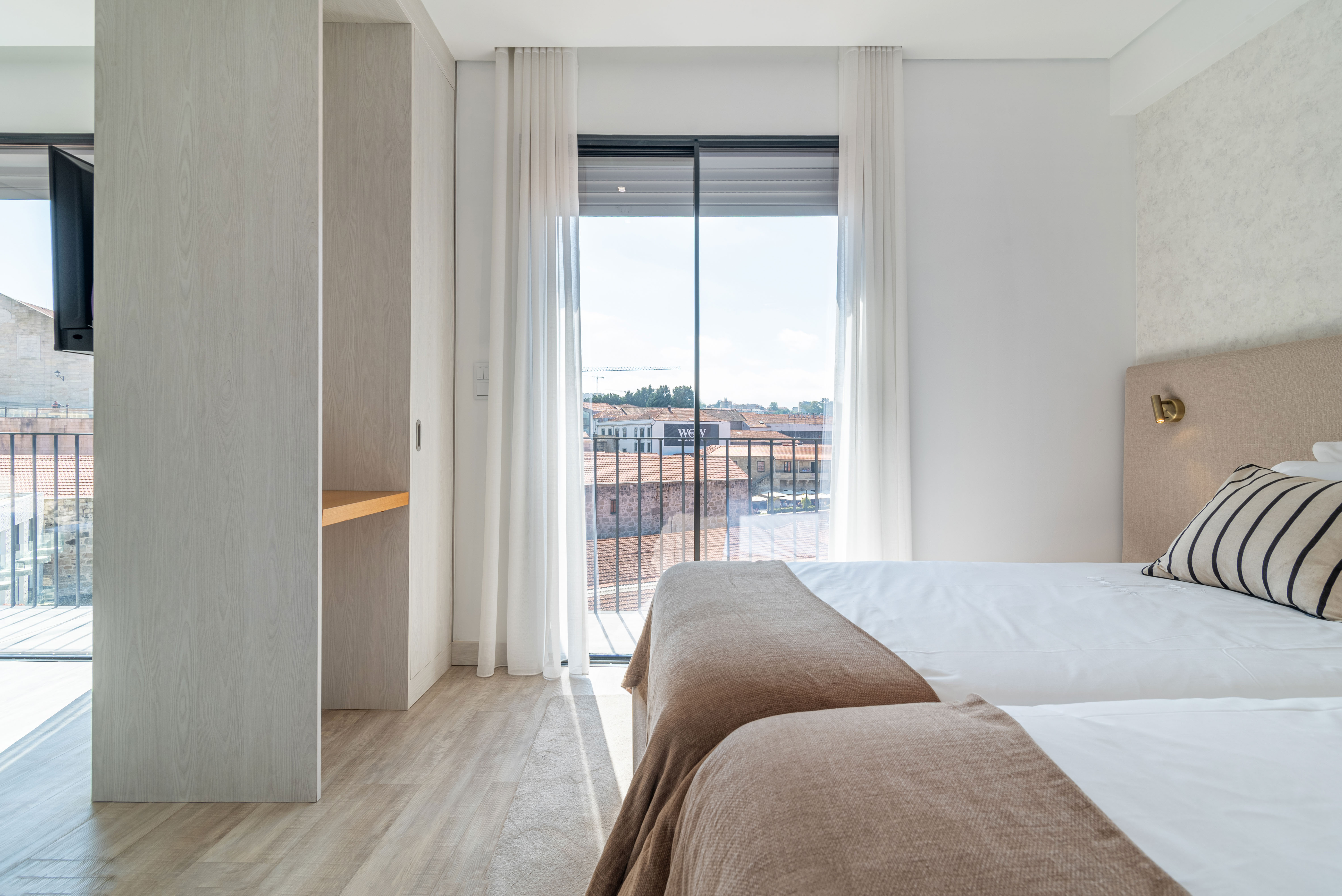 Apartment with Balcony