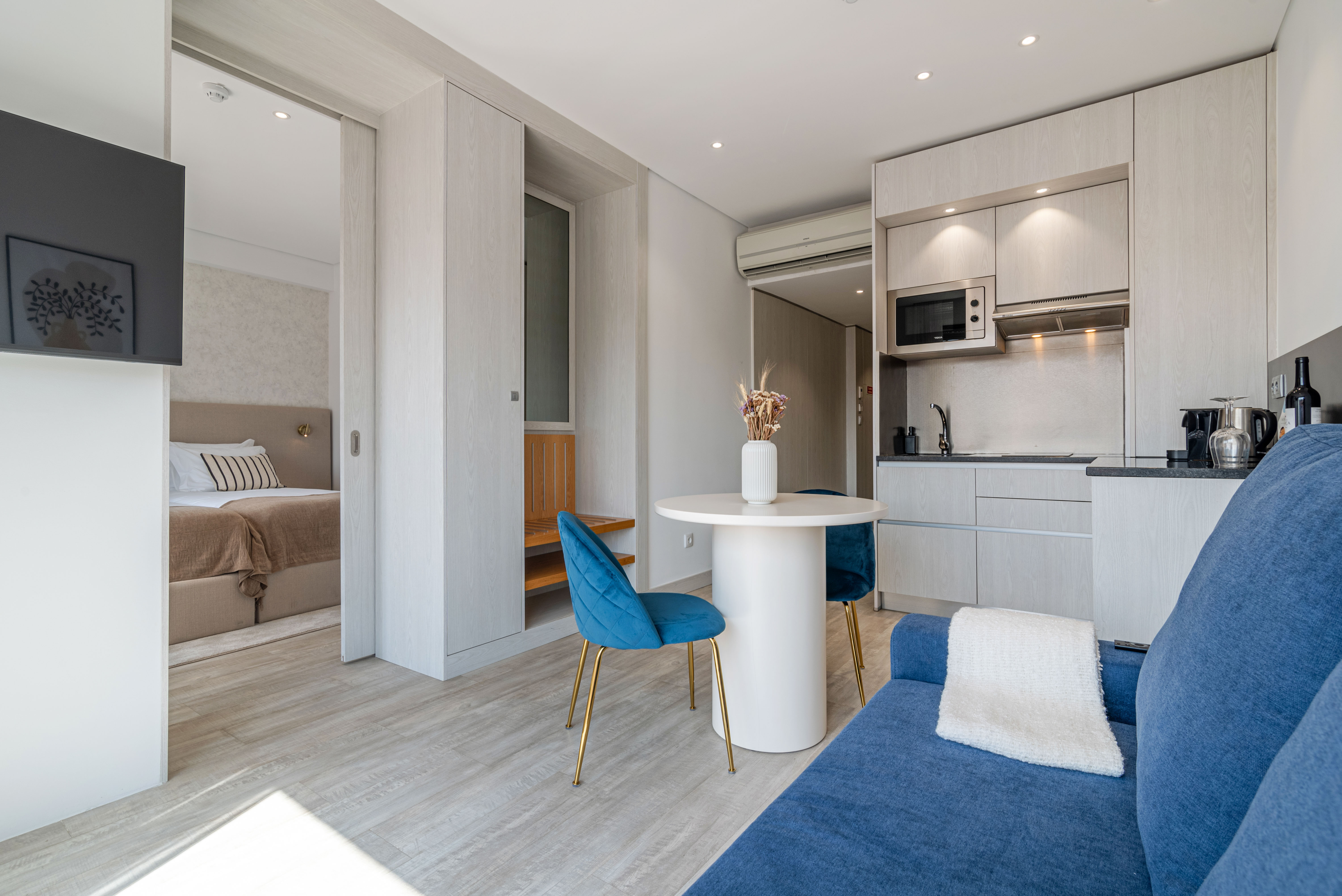 Apartment with Balcony