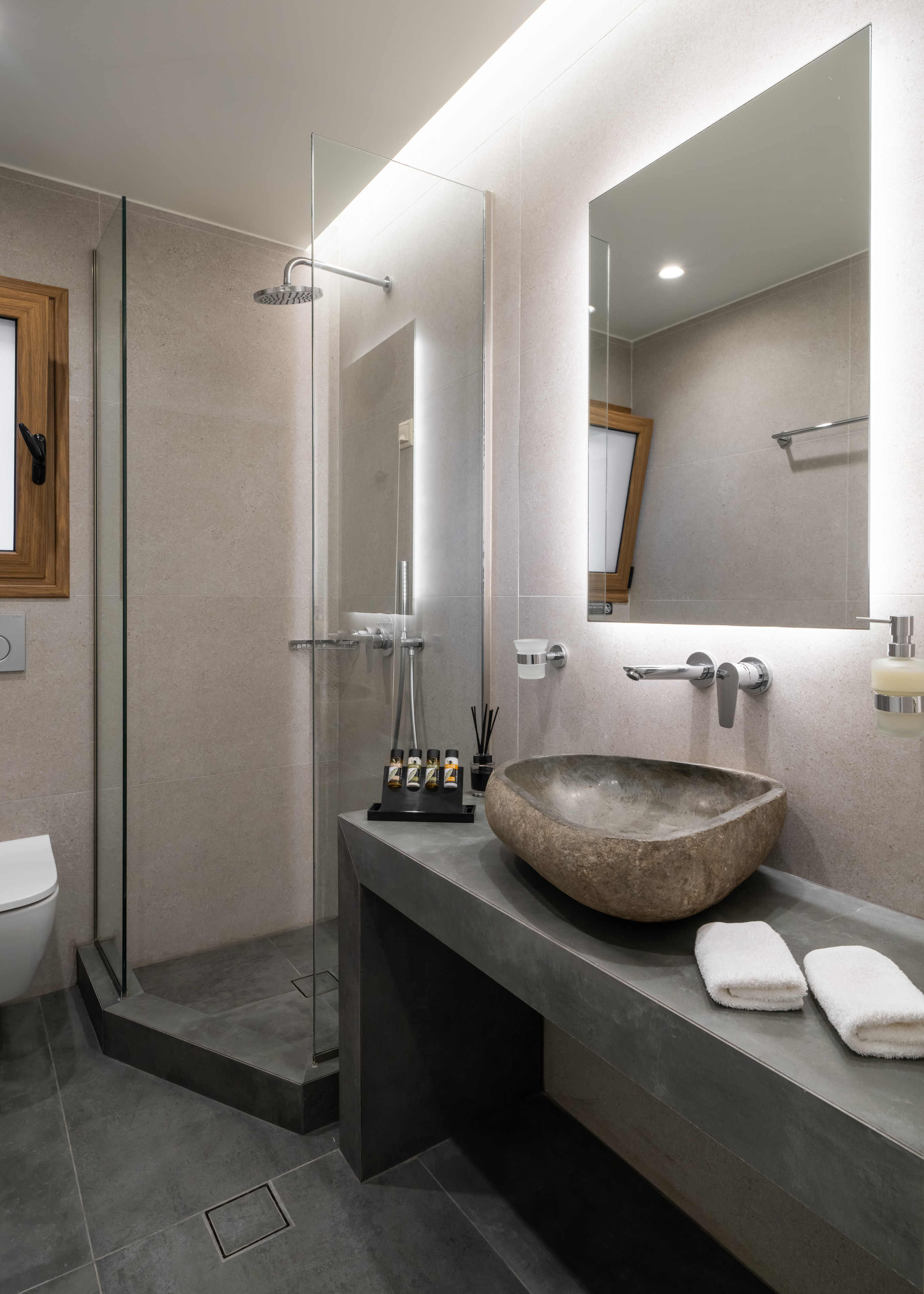 Double or Twin Deluxe with Balcony