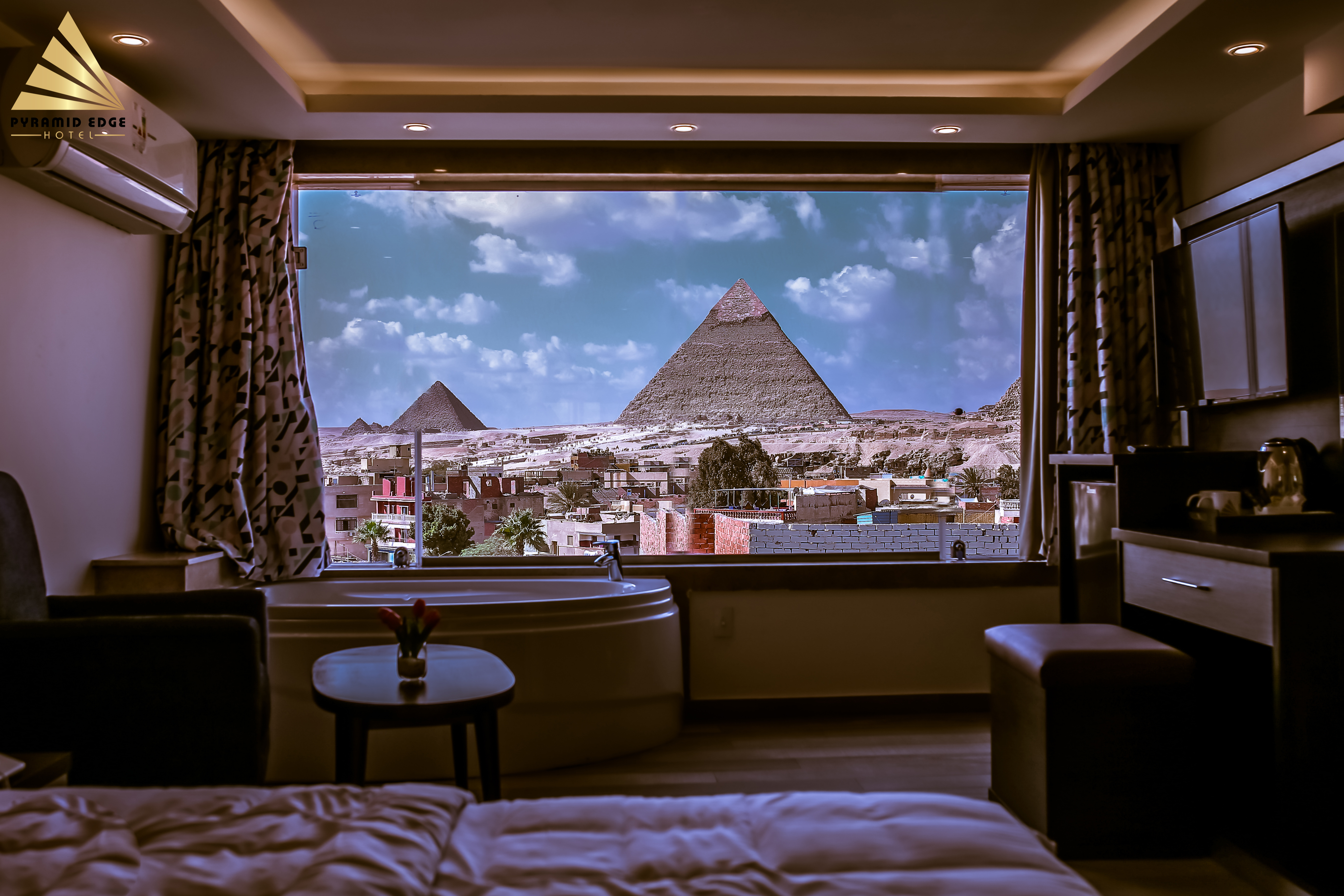 Suite Deluxe with Views