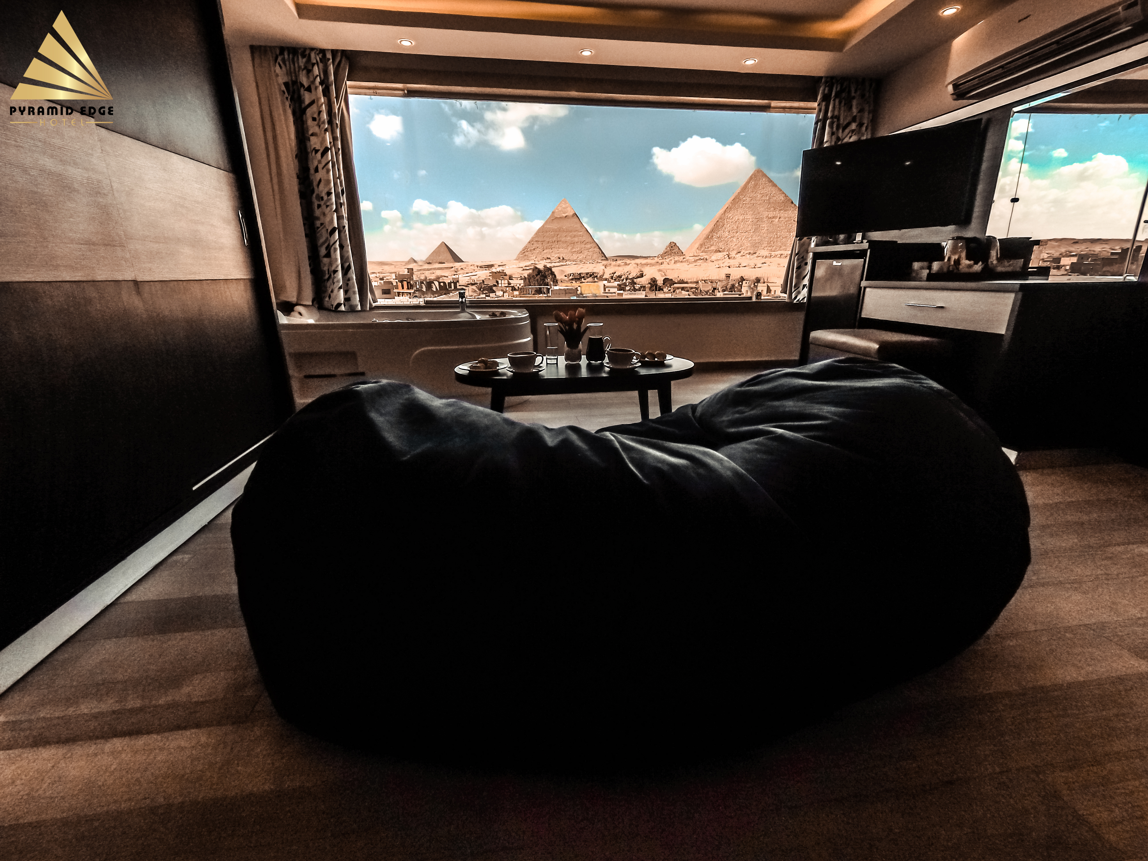 Suite Deluxe with Views