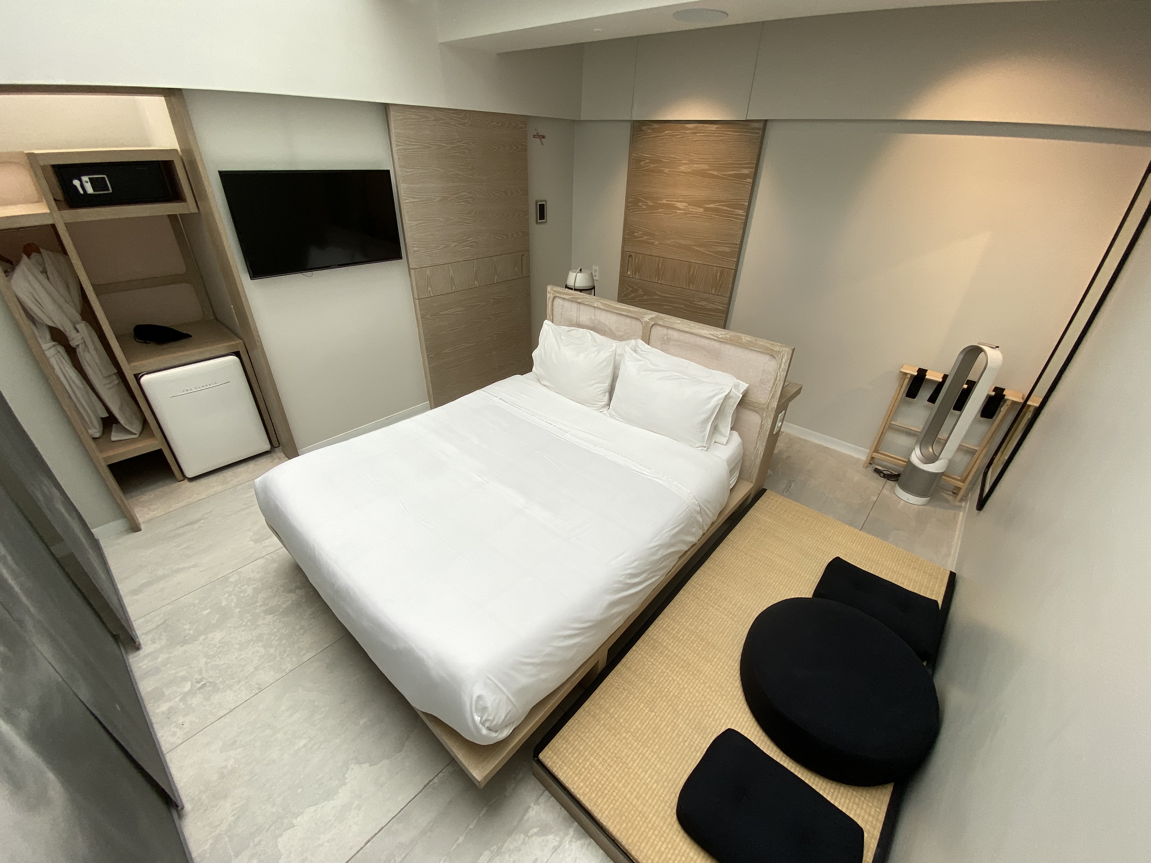 Room One Bedroom One Bathroom