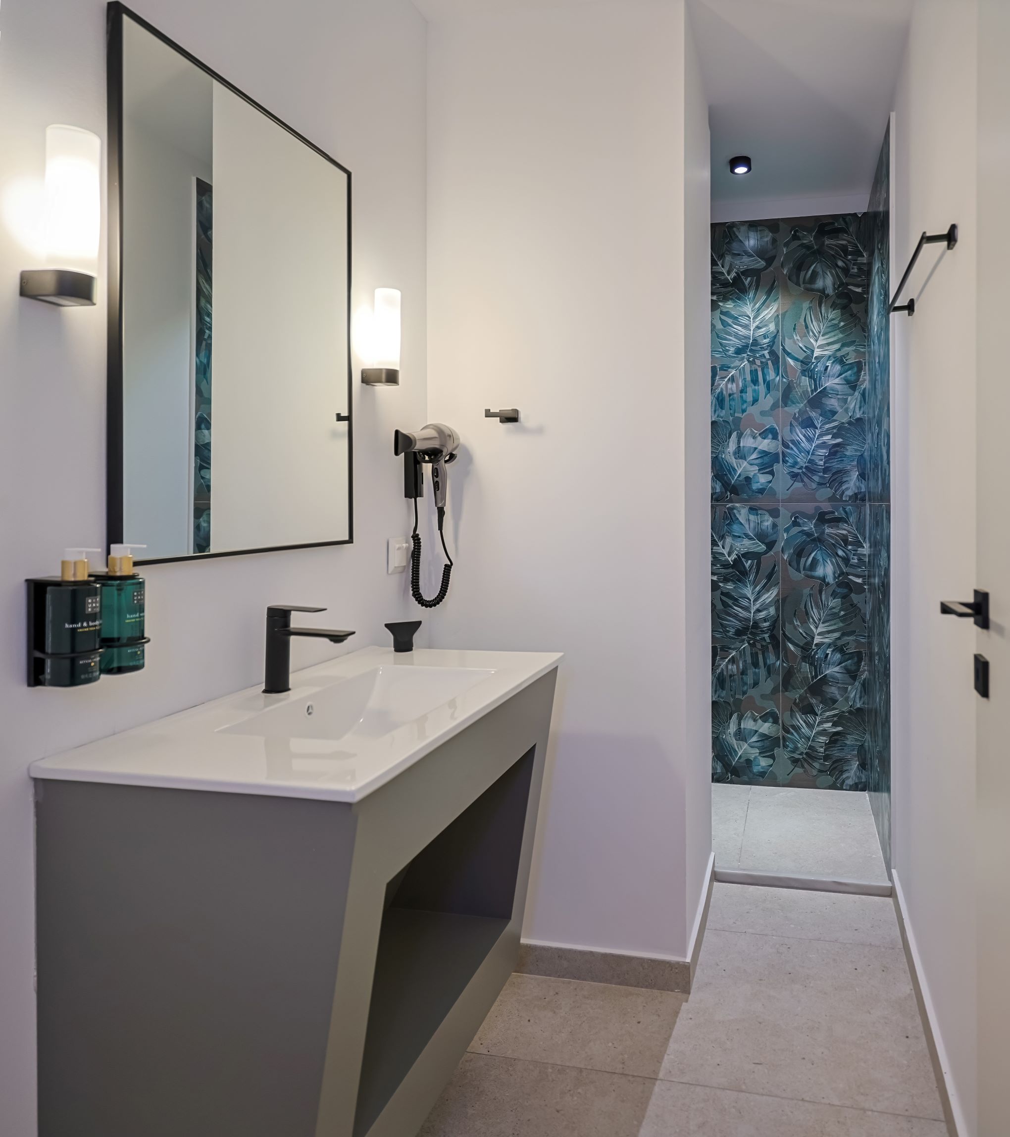 Suite Deluxe with Private Pool