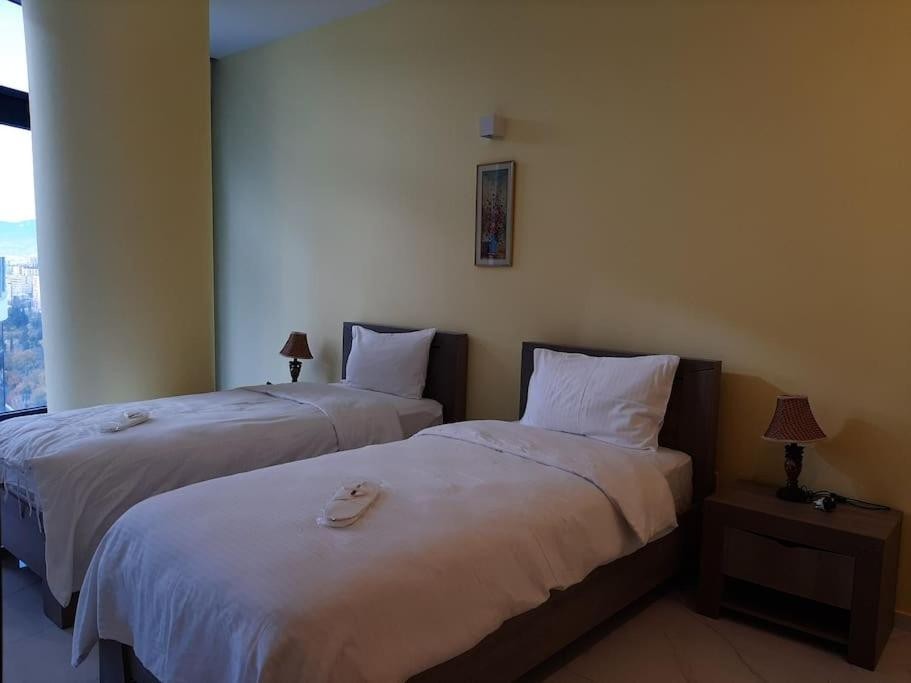 Family Room Deluxe Two Bedroom