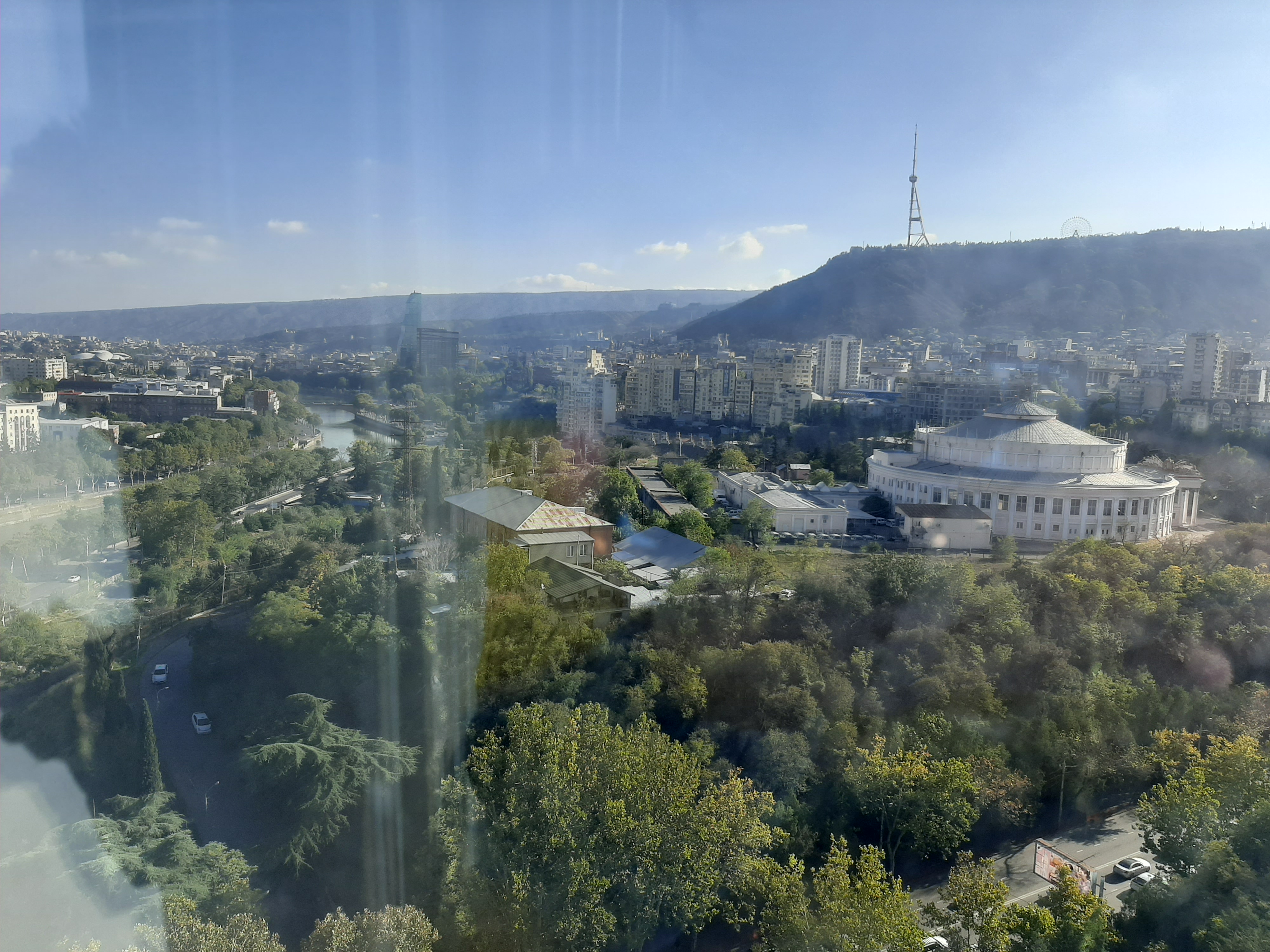 Family Room Deluxe Pool View