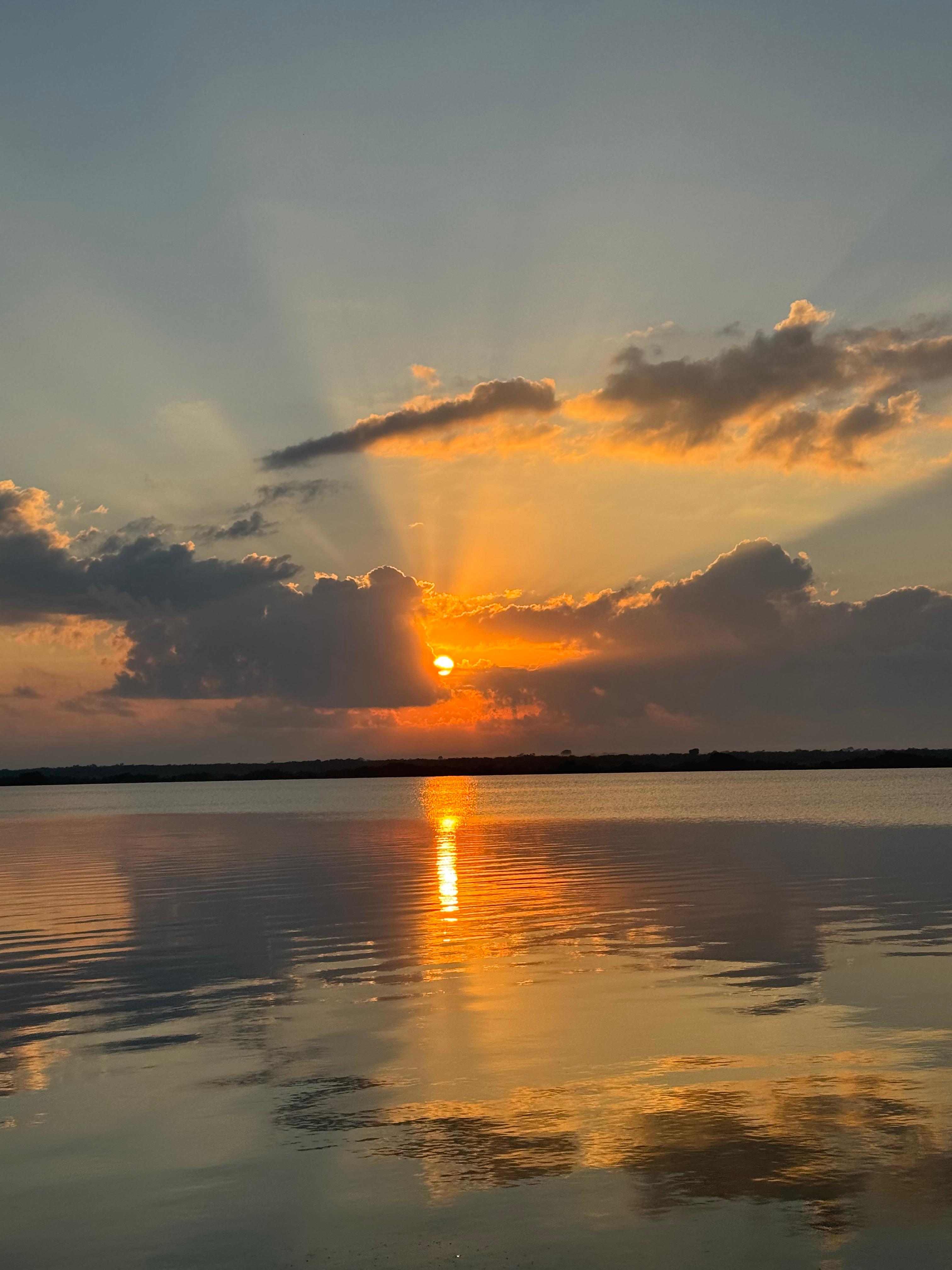 Home Seven Bedrooms with More Than Three Bathrooms