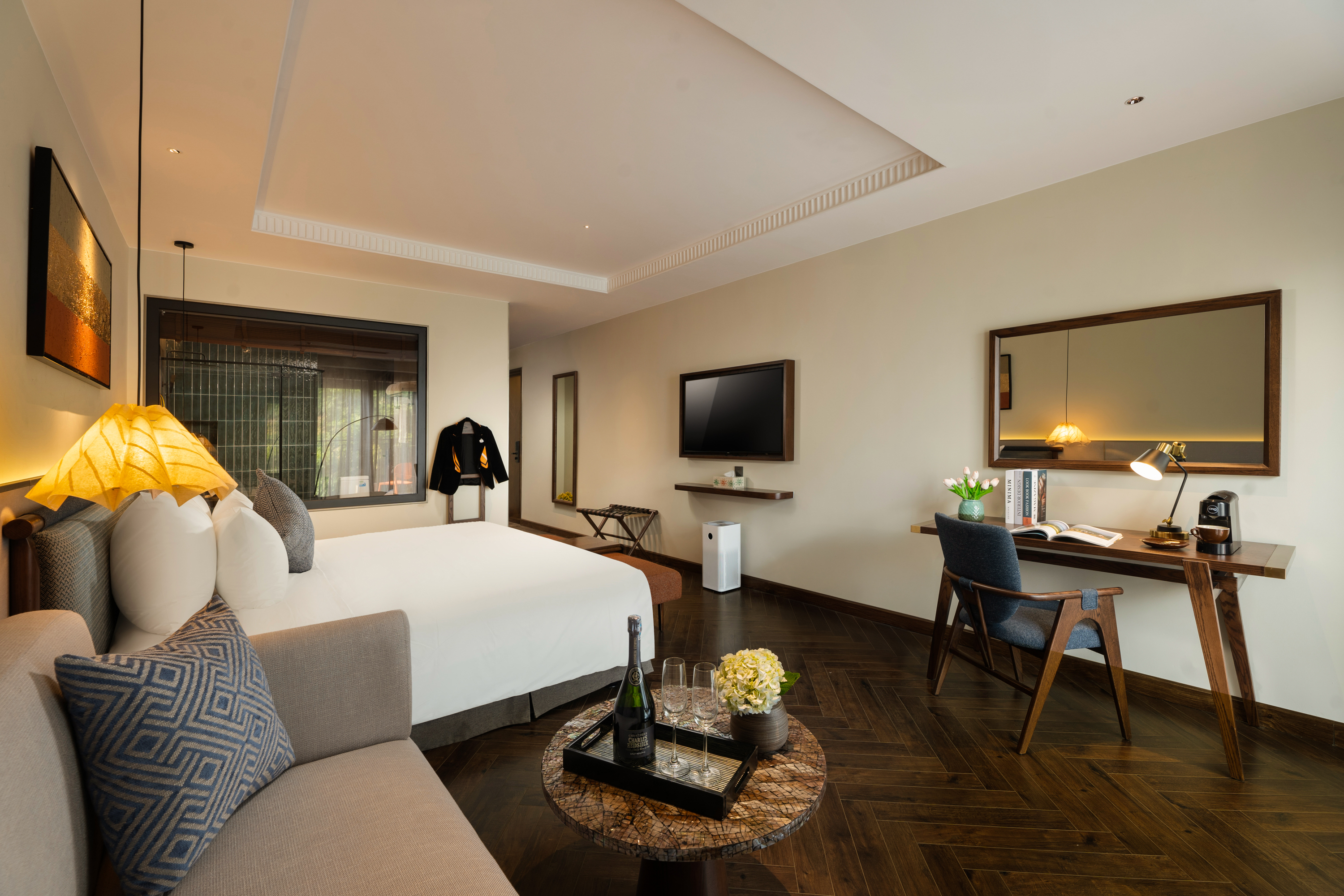 Suite with Terrace with Views