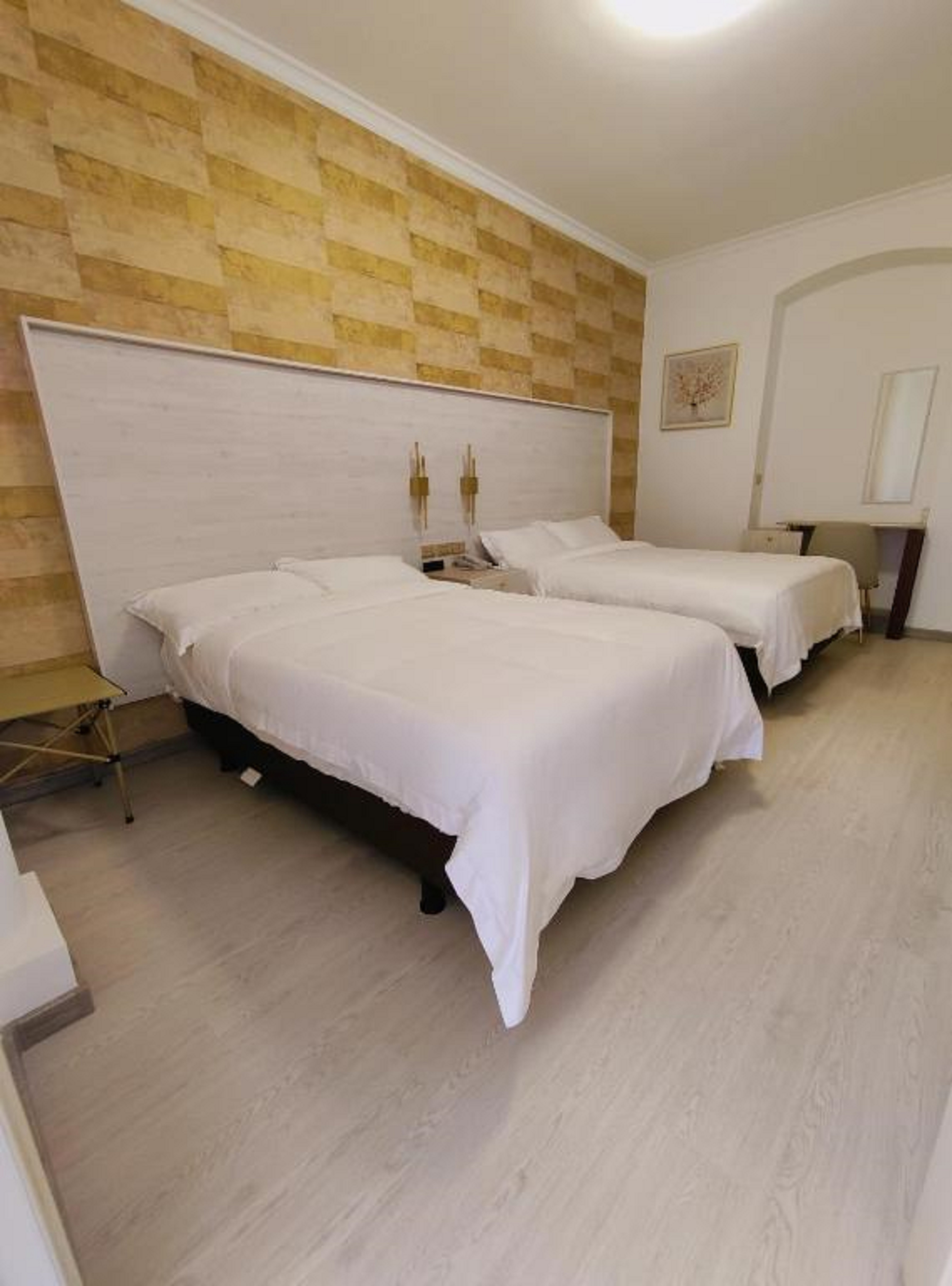 Junior Suite Deluxe One Bed