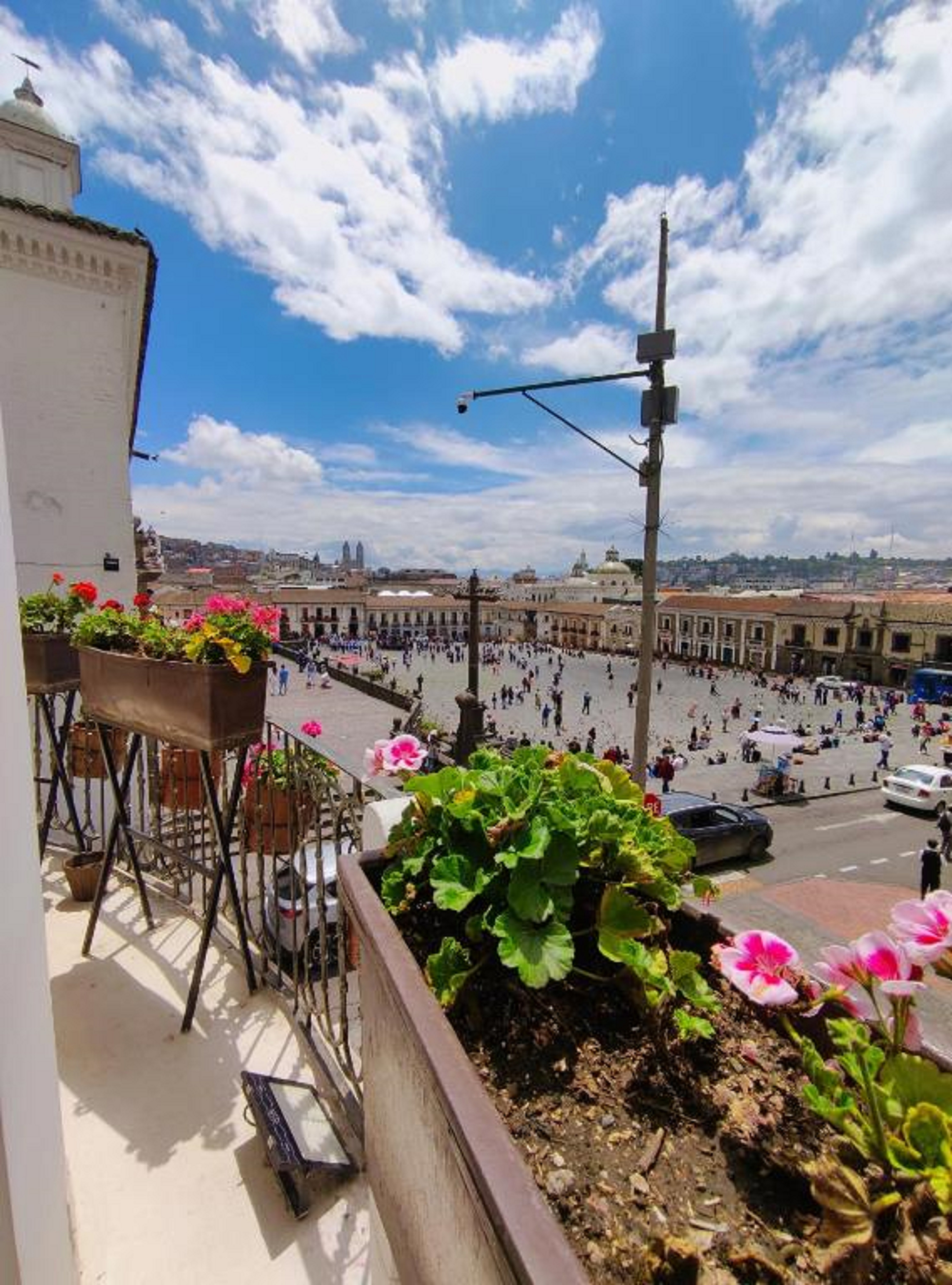 Junior Suite Queen Size Bed