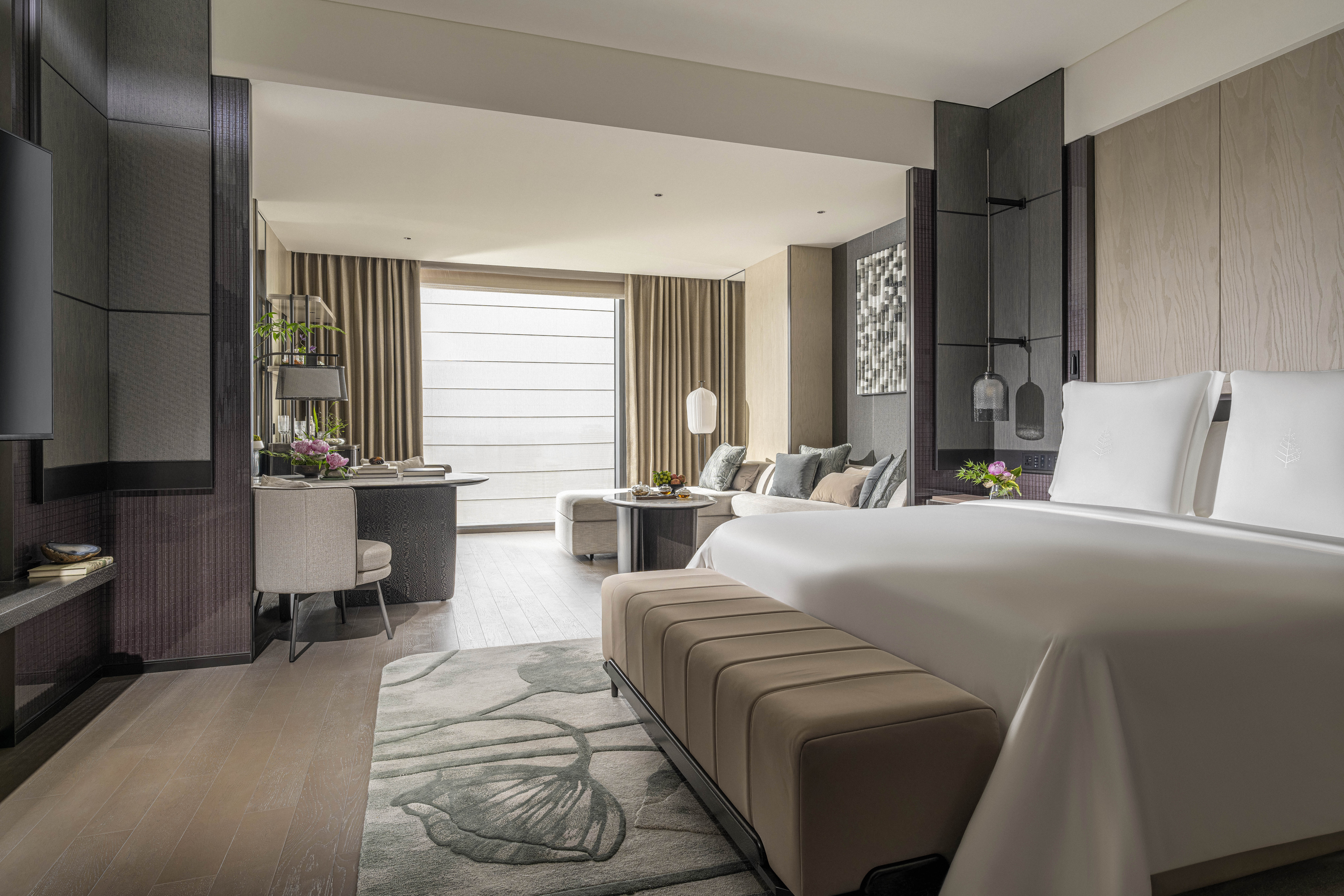 Double Premier City View