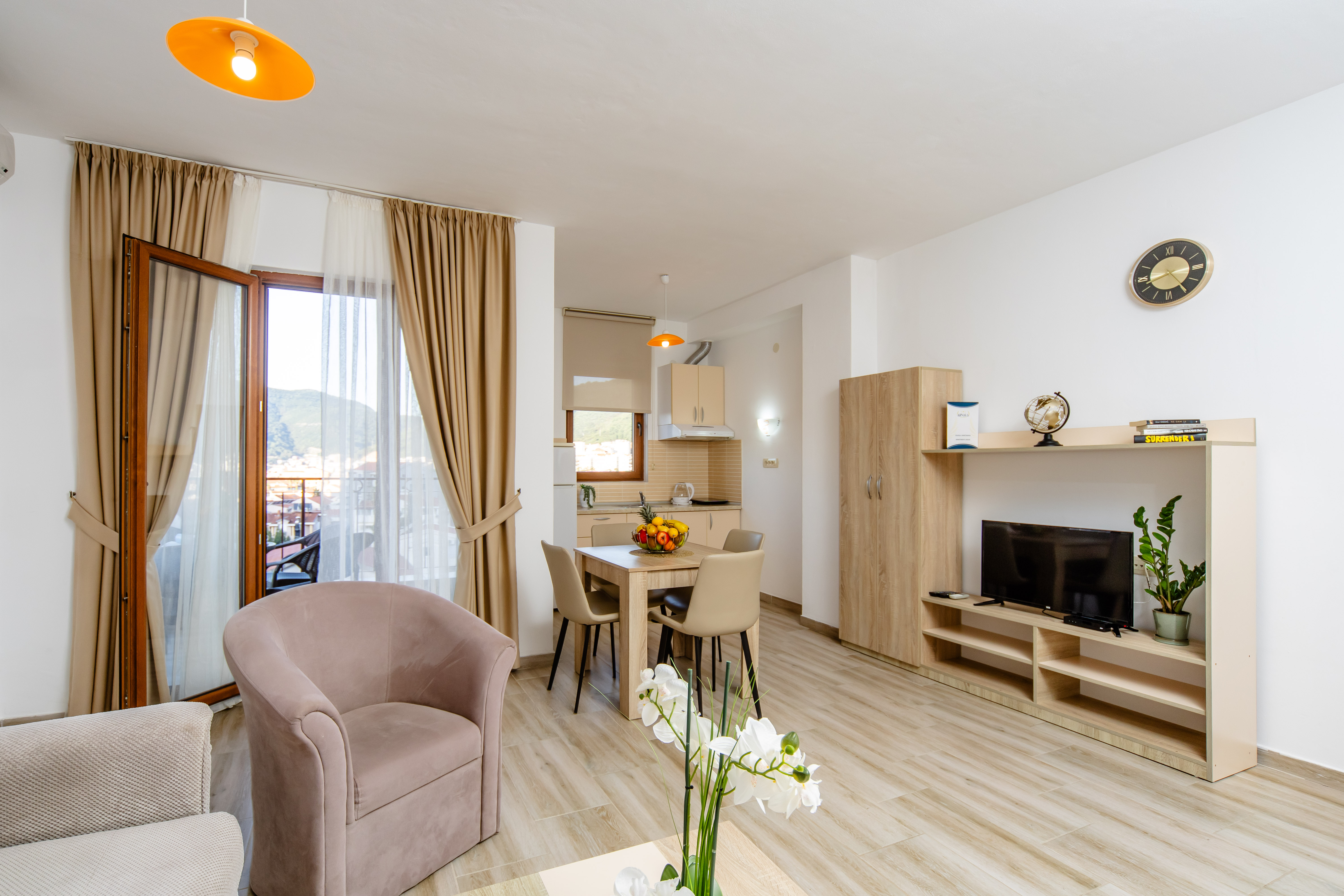 Apartment with Views