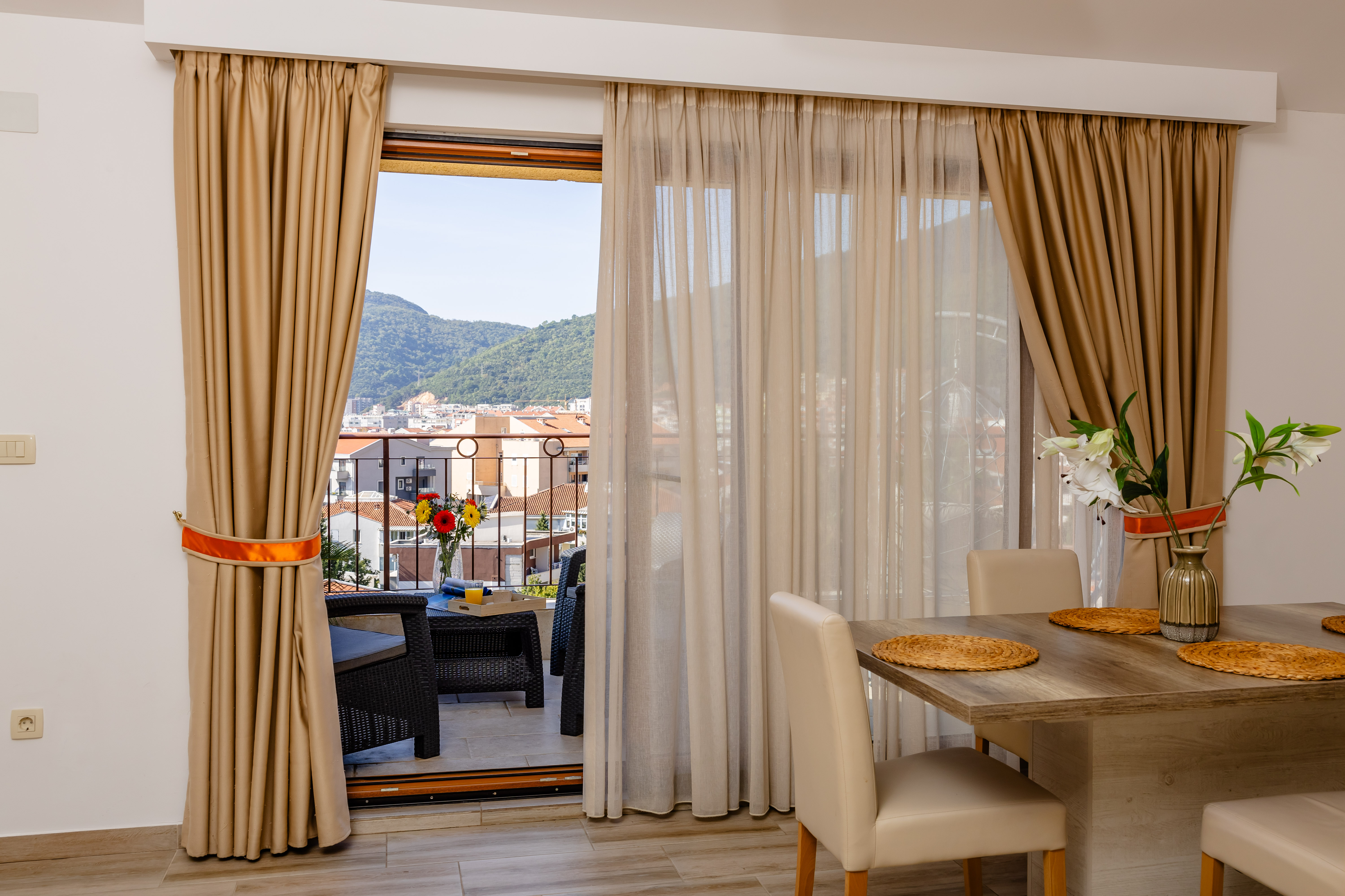 Apartment Deluxe Side Sea View