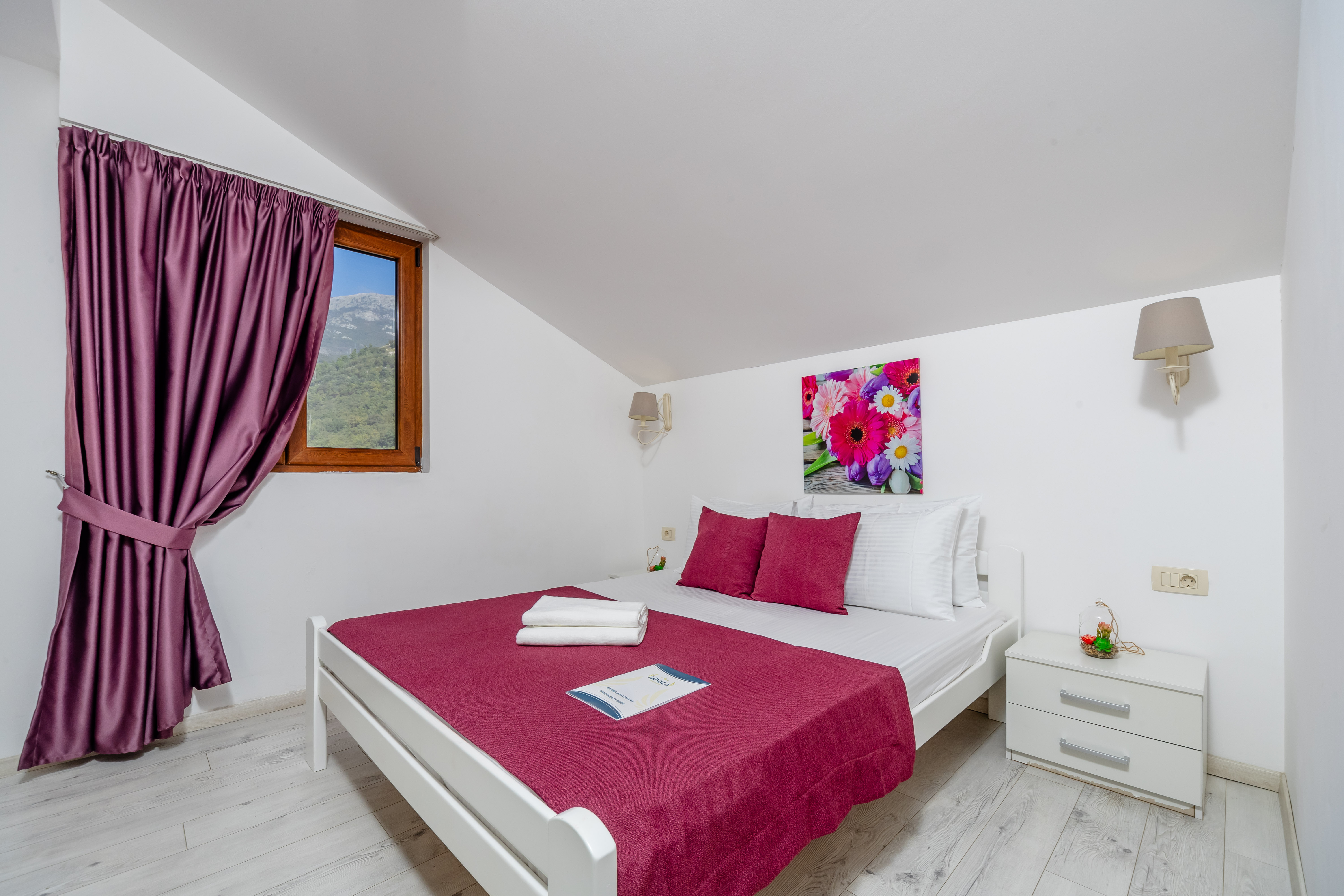 Apartment Deluxe Side Sea View