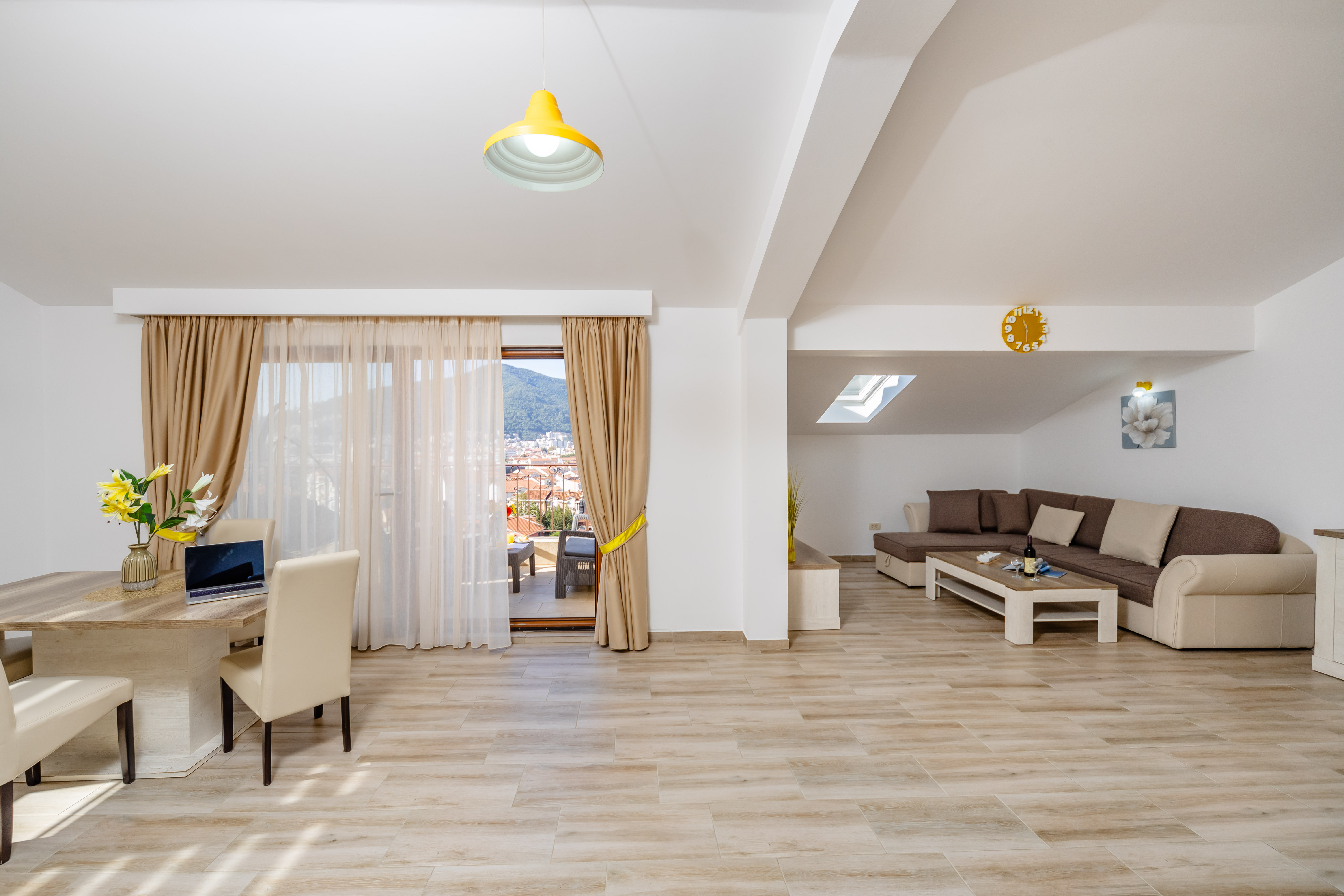 Apartment Deluxe One Bedroom