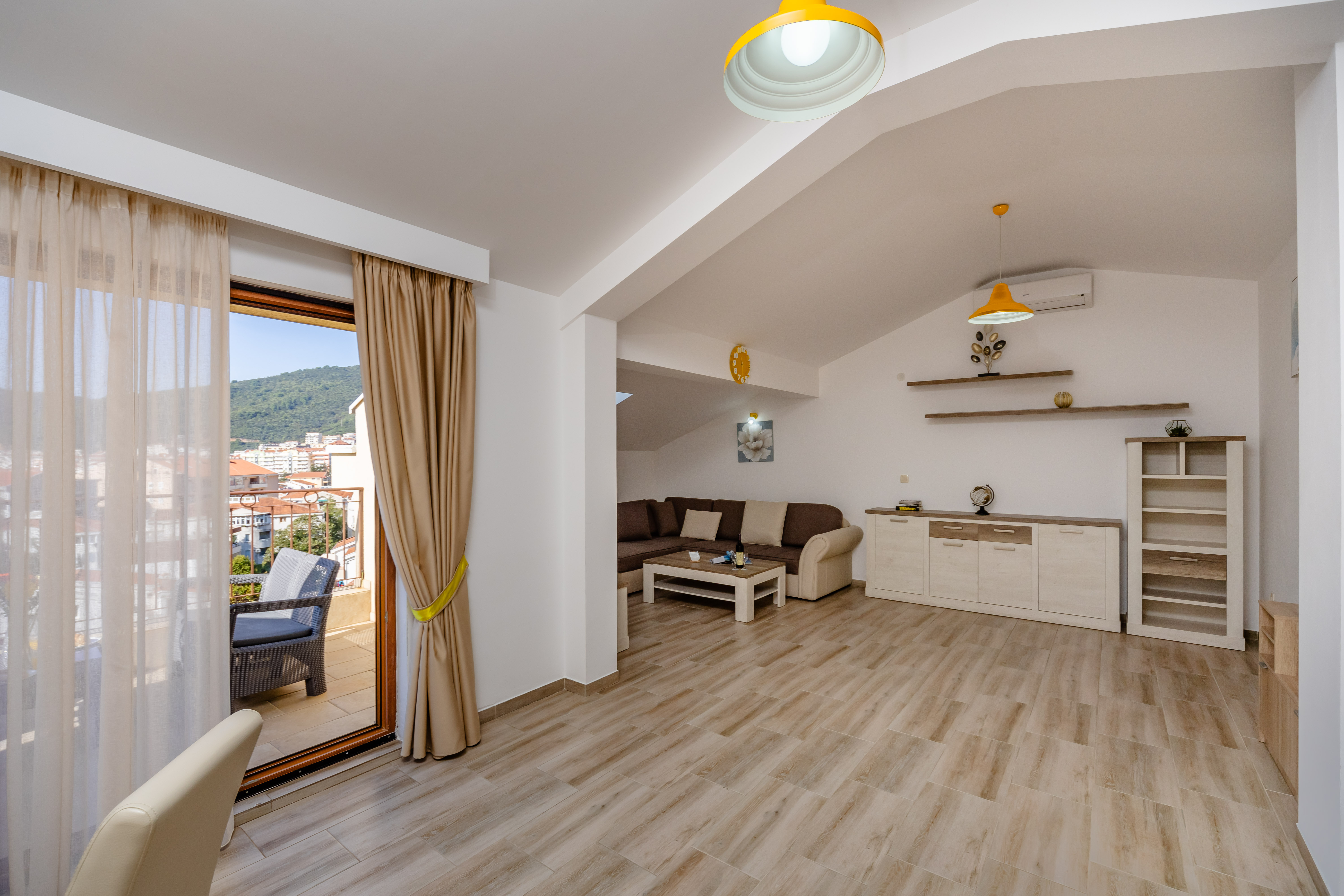 Apartment Deluxe One Bedroom