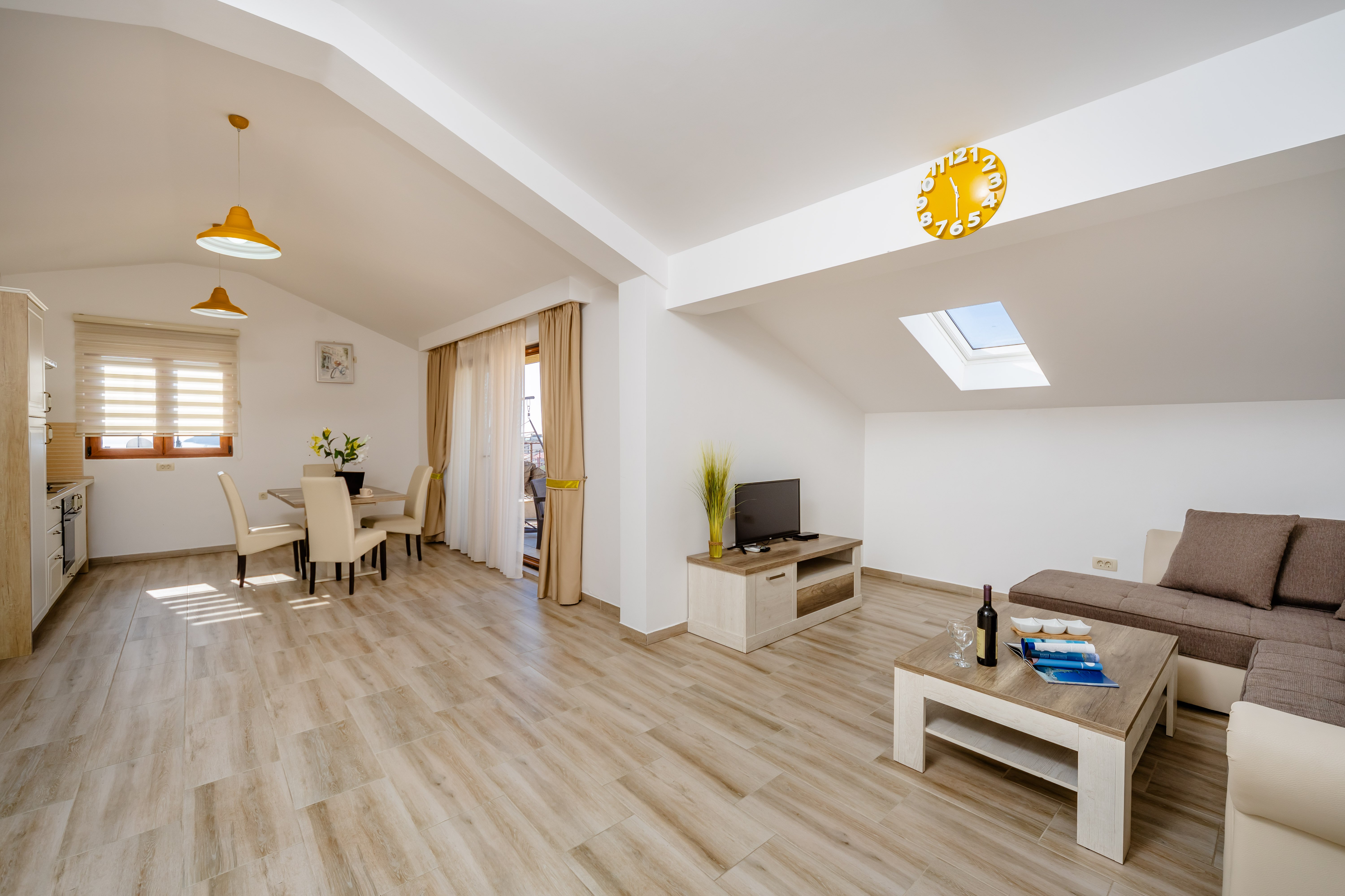 Apartment Deluxe One Bedroom