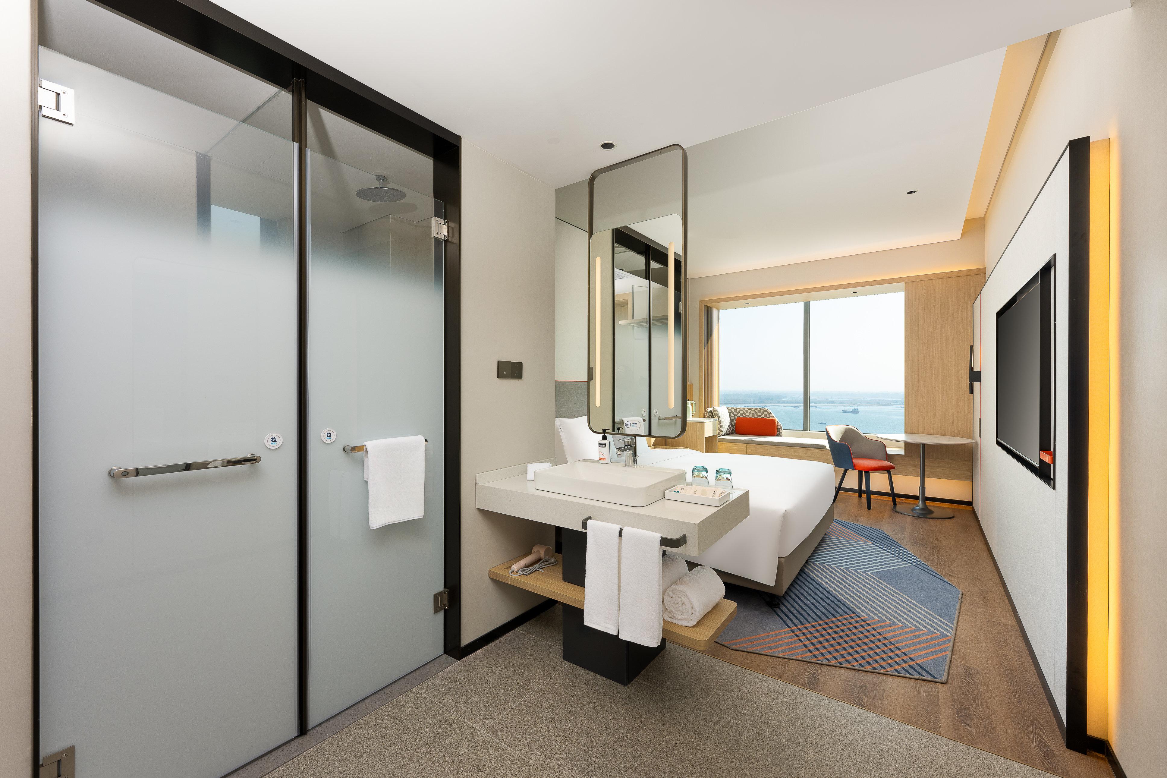 Double Sea View King Bed