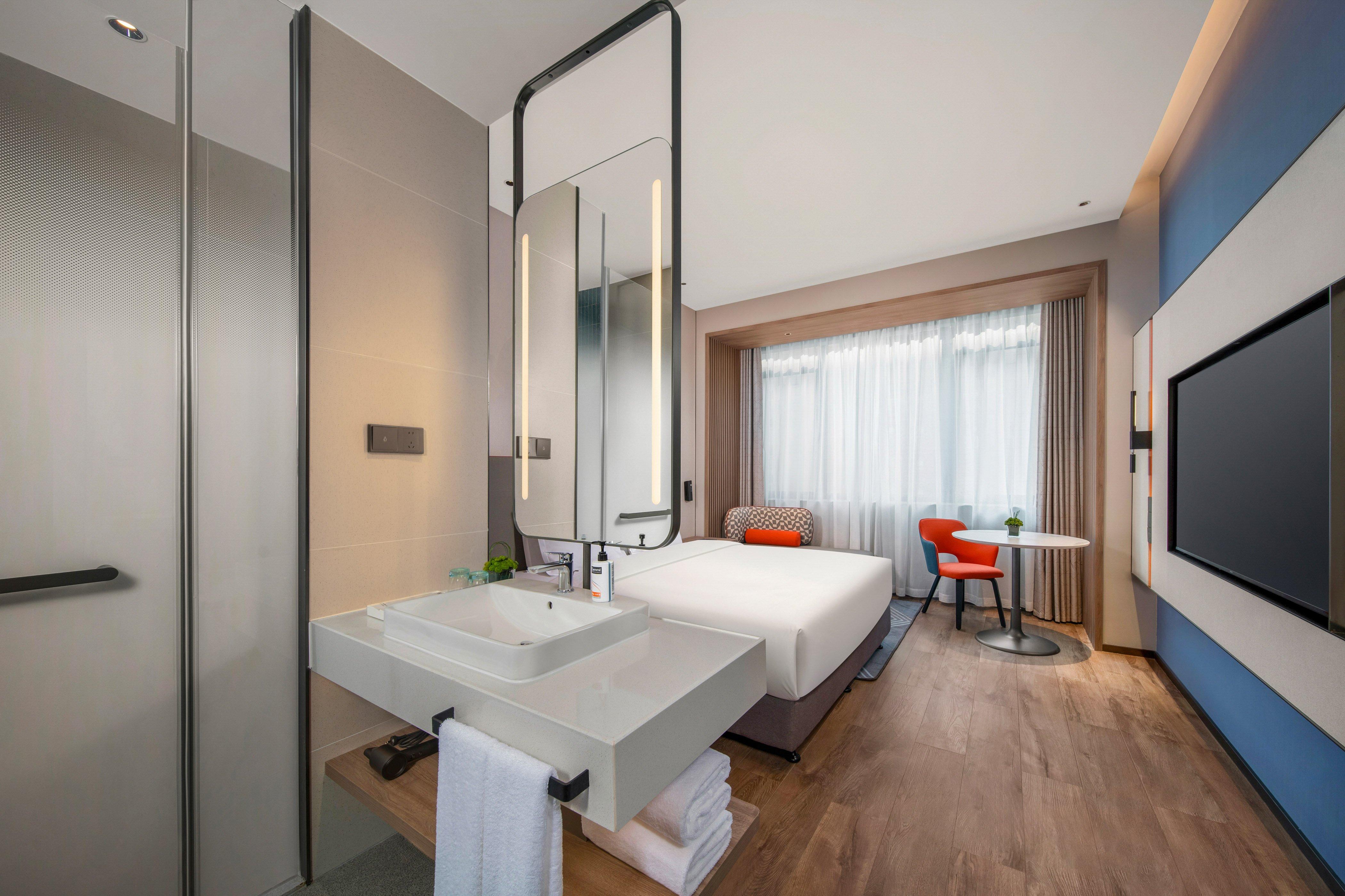 Double King Size Bed