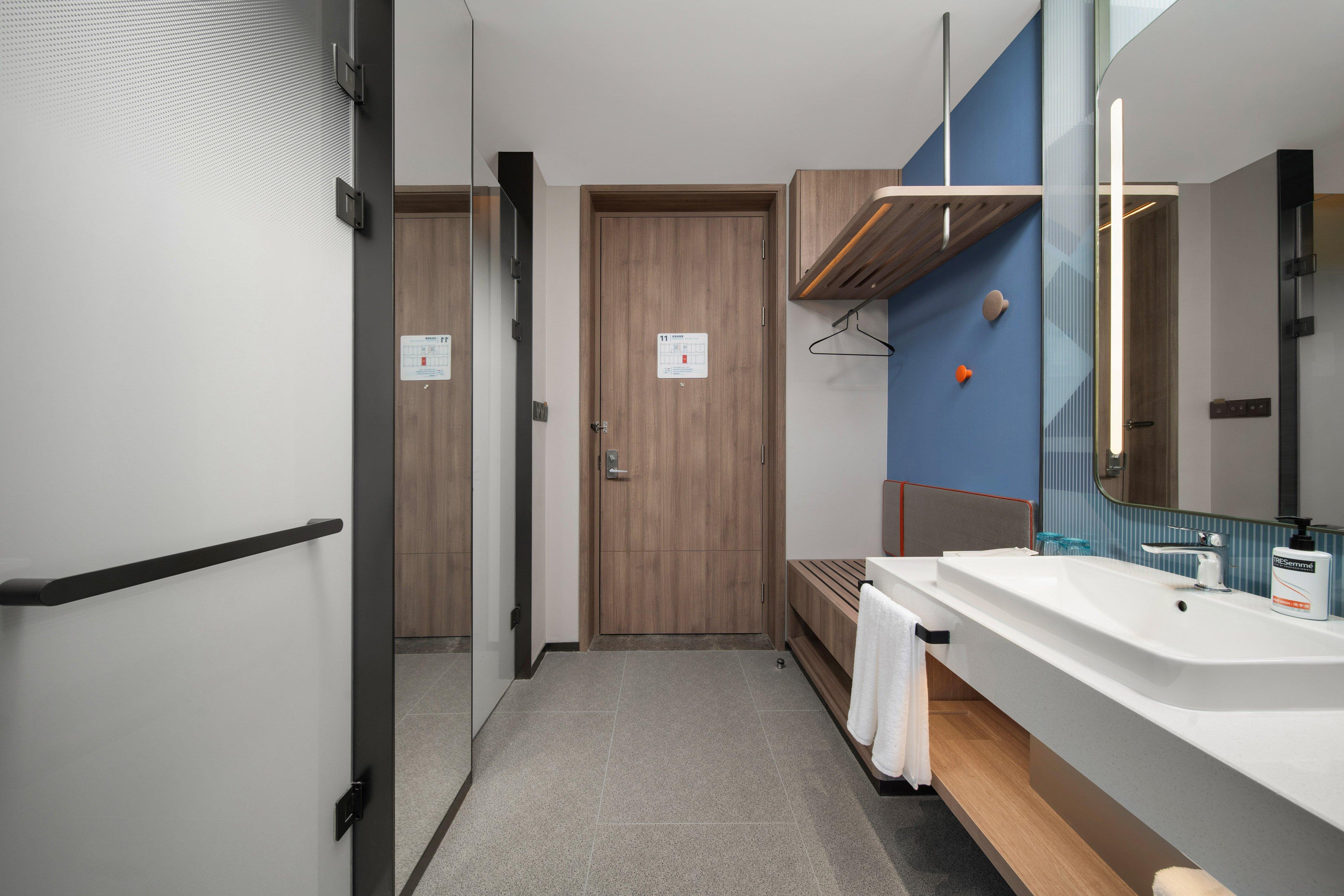 Quadruple Two Double Beds