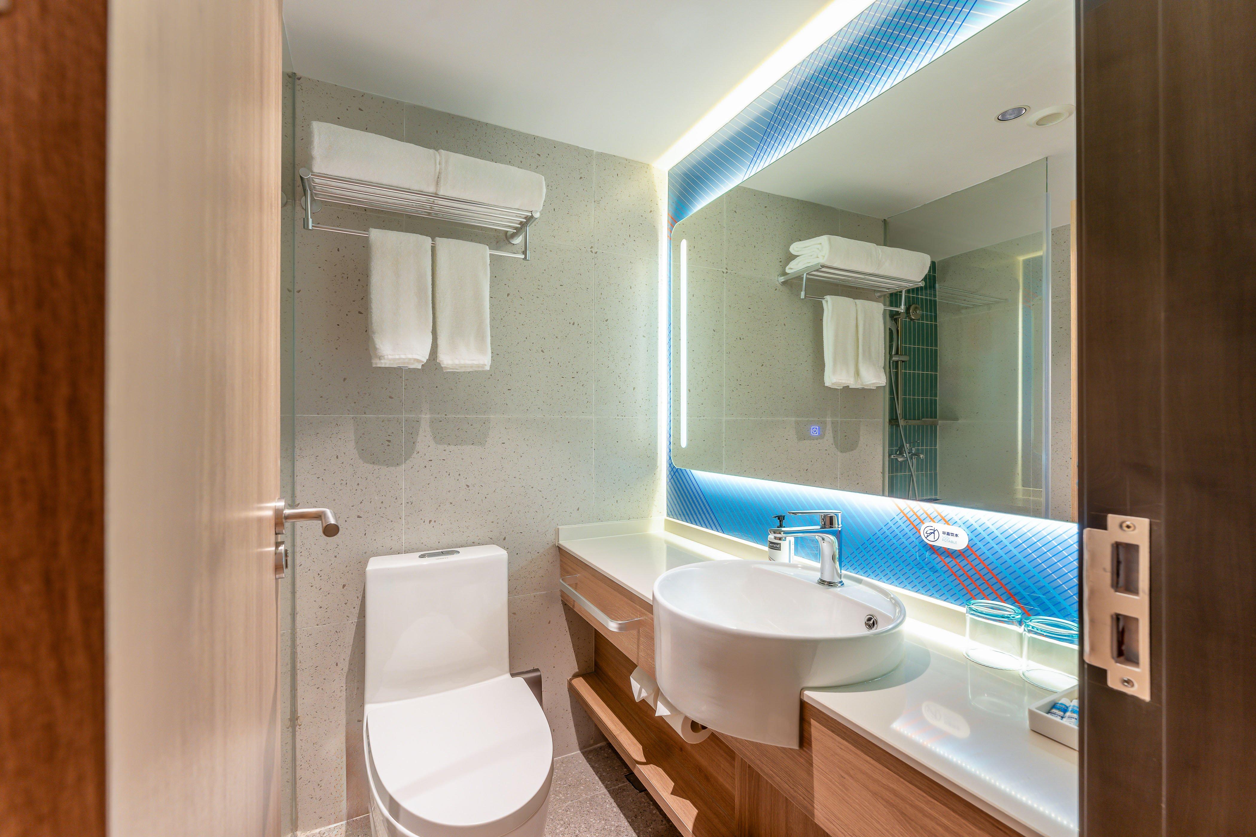 Quadruple Two Double Beds