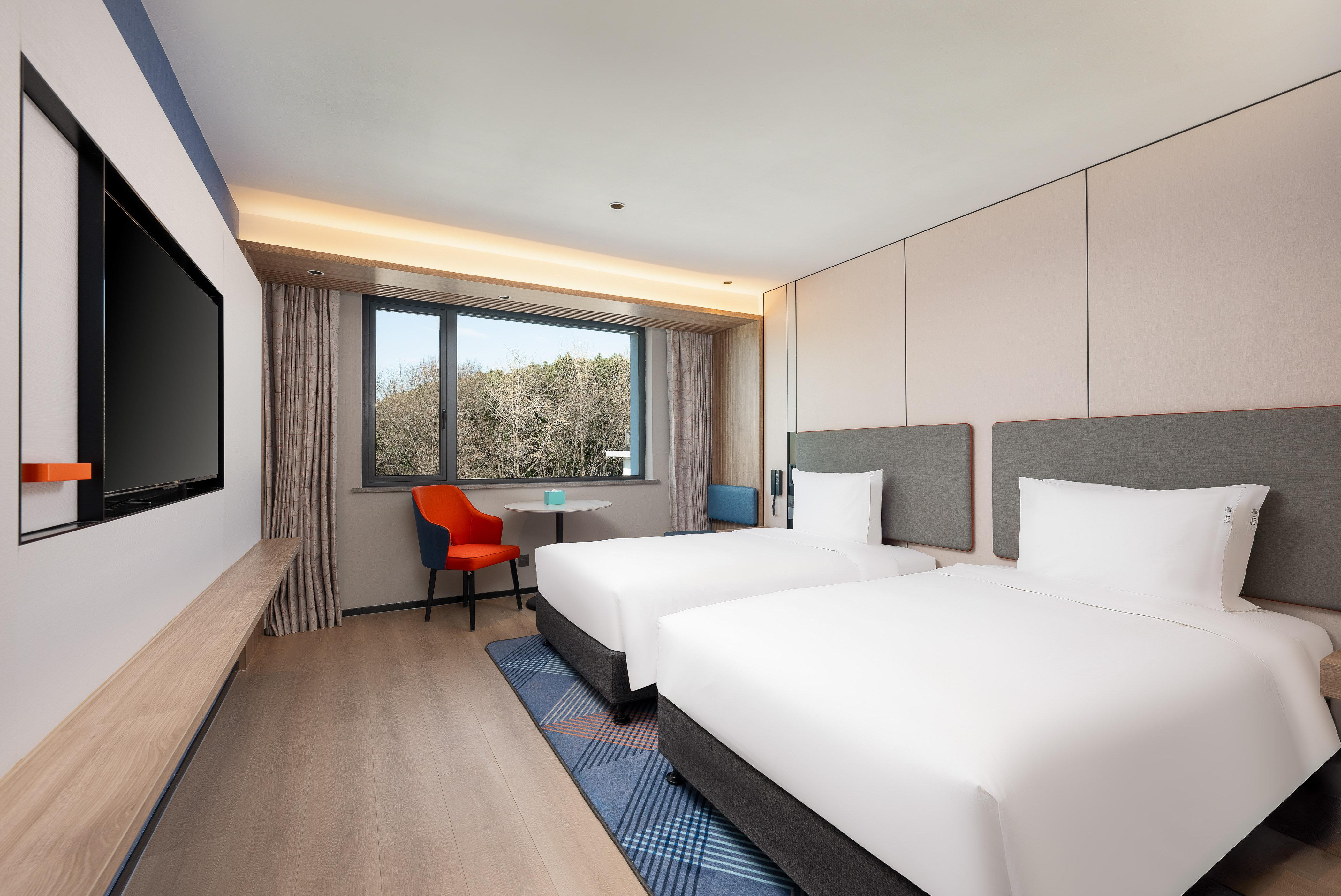 Quadruple Two Double Beds