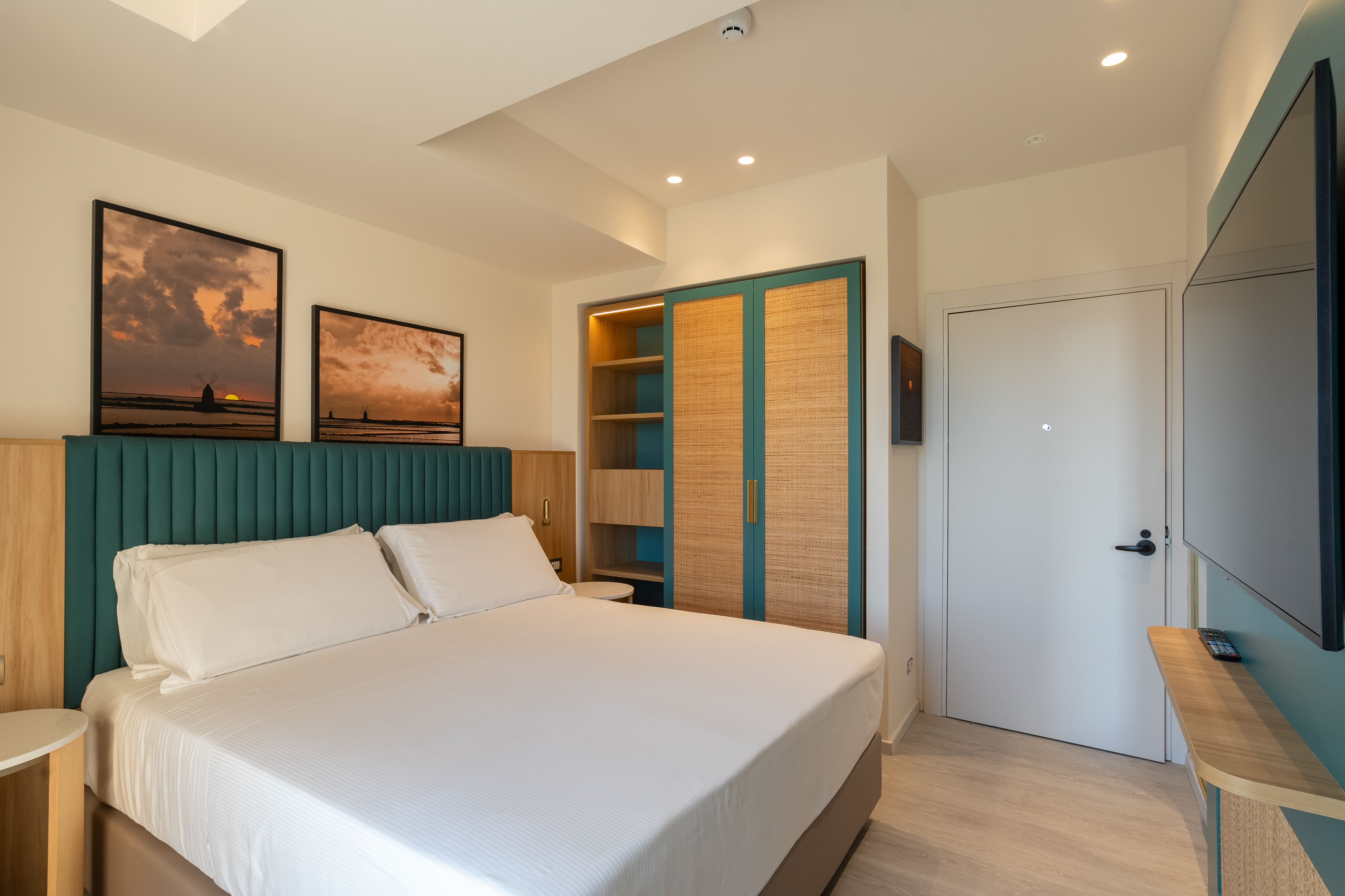 Double or Twin Superior Sea View