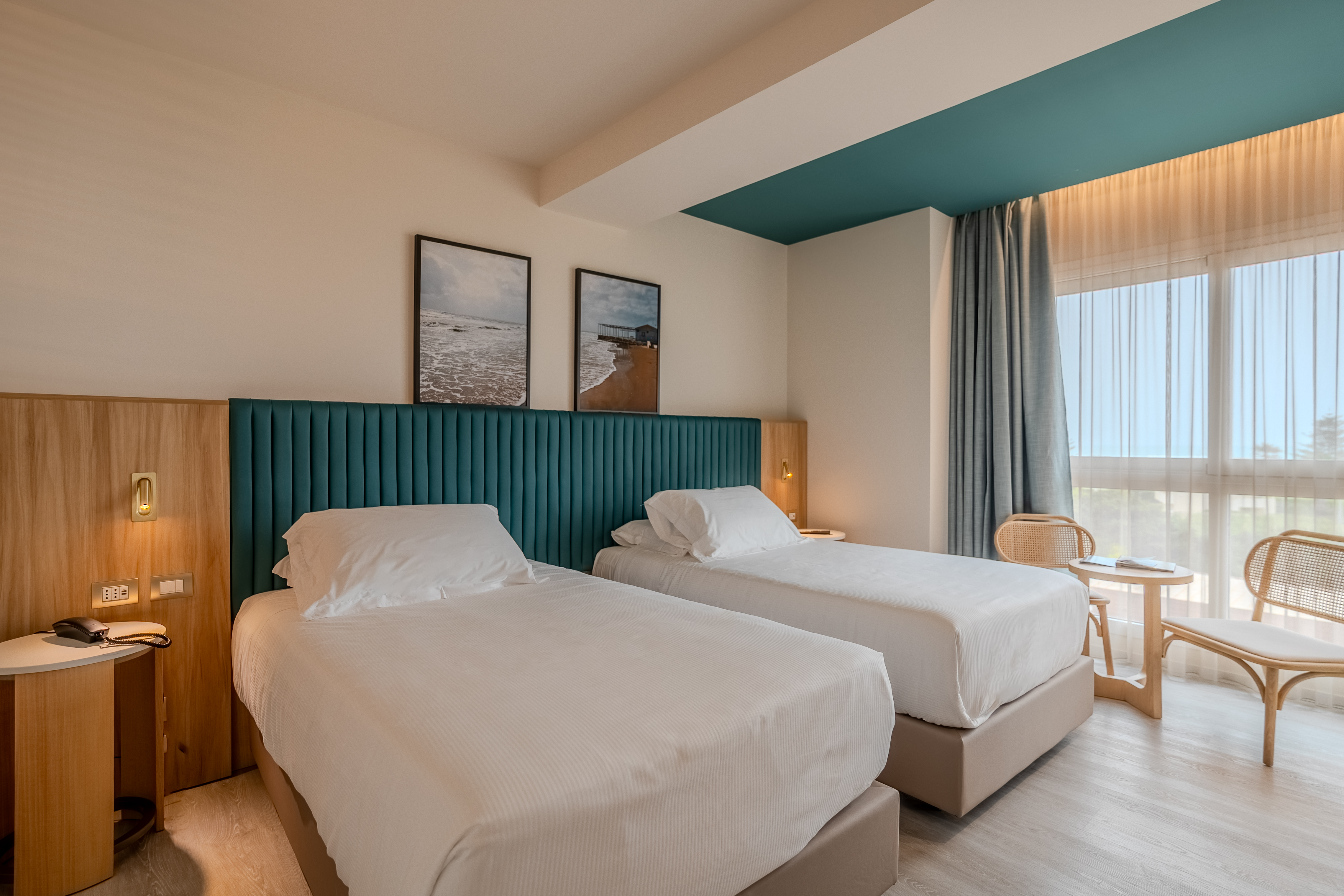 Double or Twin Deluxe Sea View