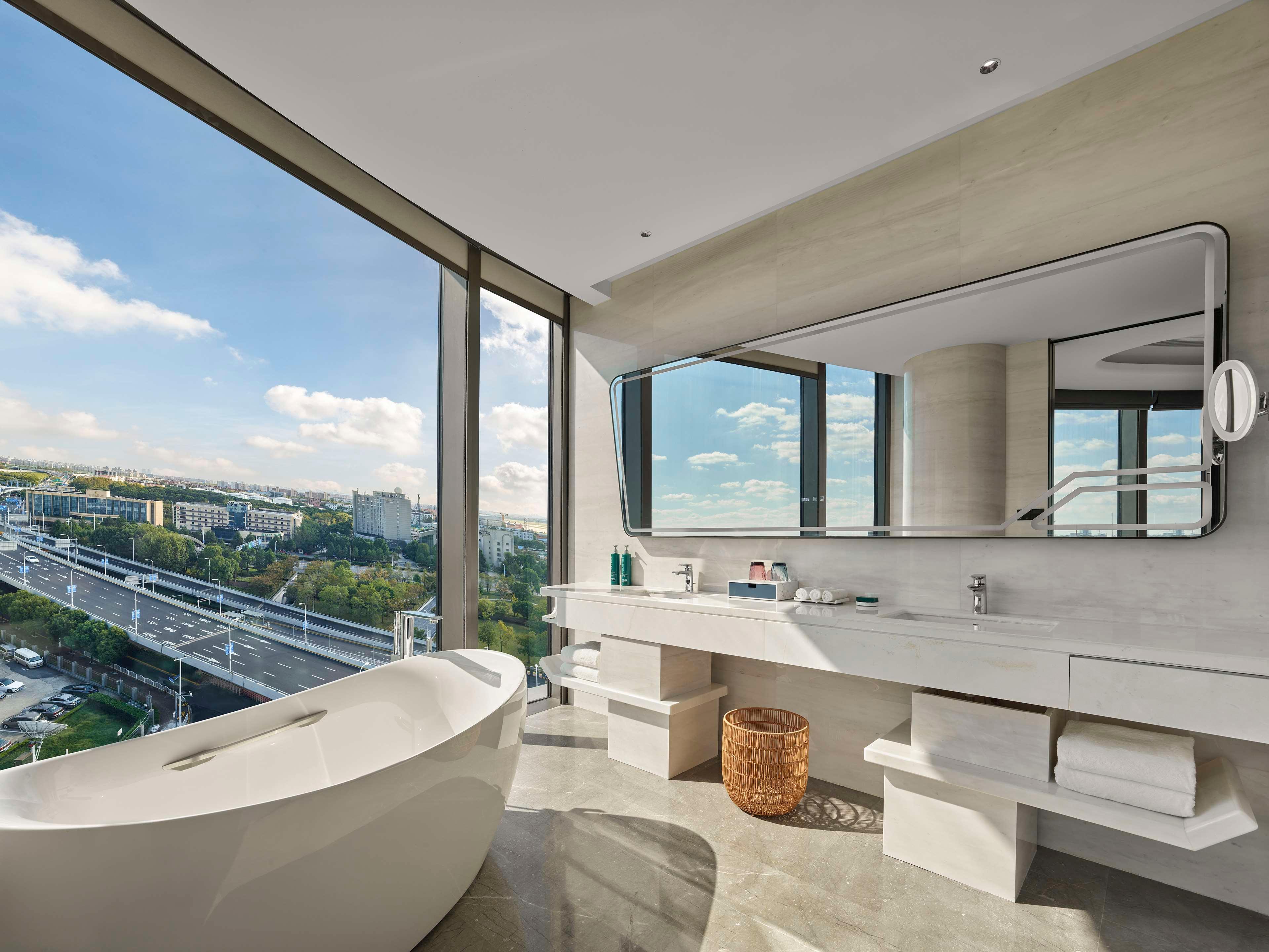 Suite King Bed One Bedroom 