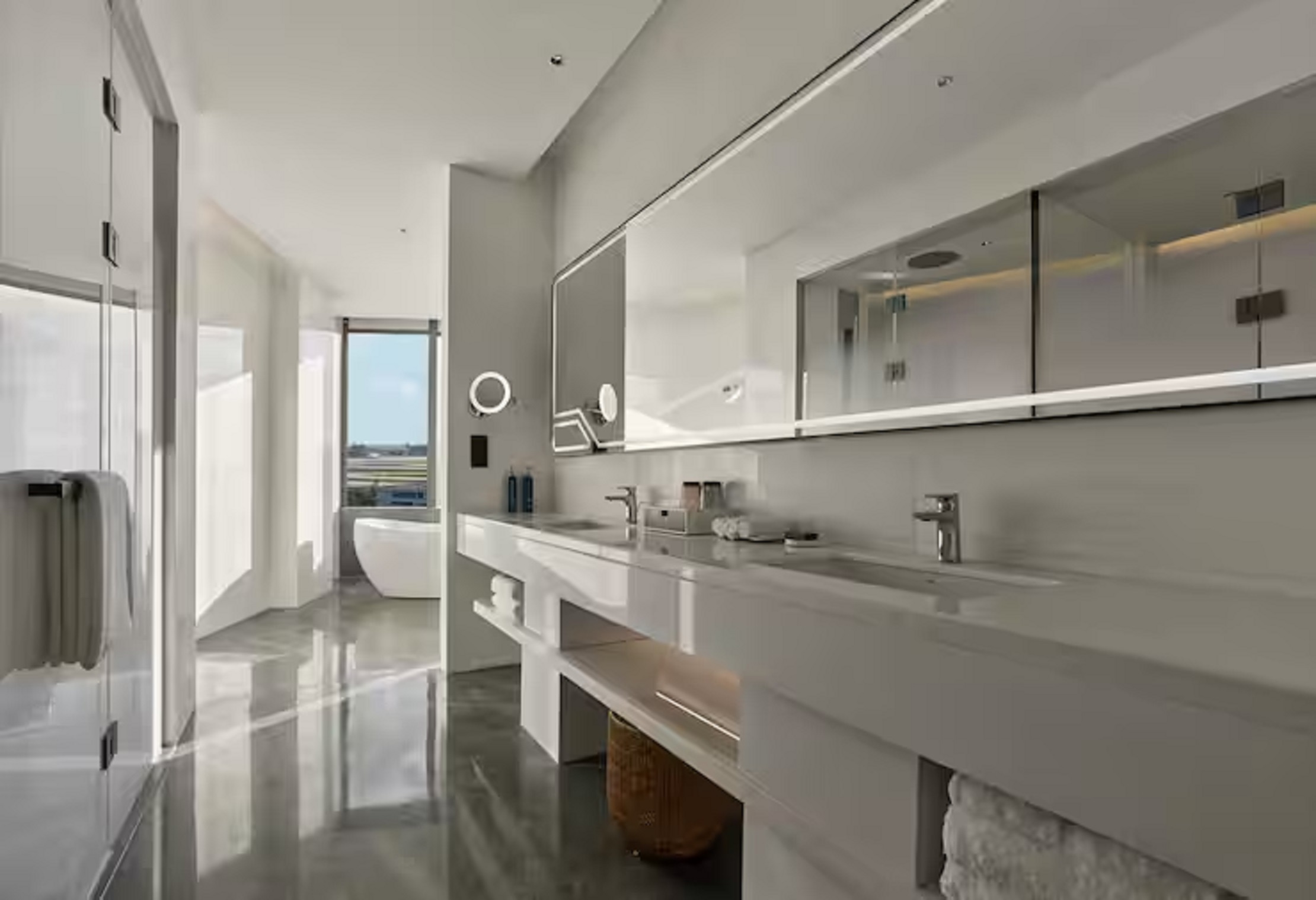 Suite One Bedroom with Views