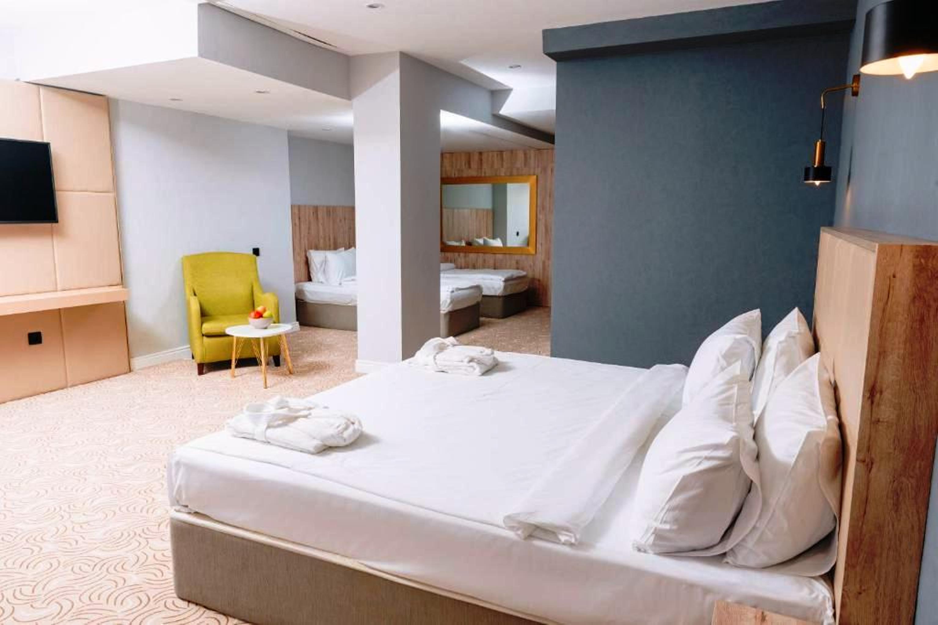 Suite Deluxe Two Bedroom