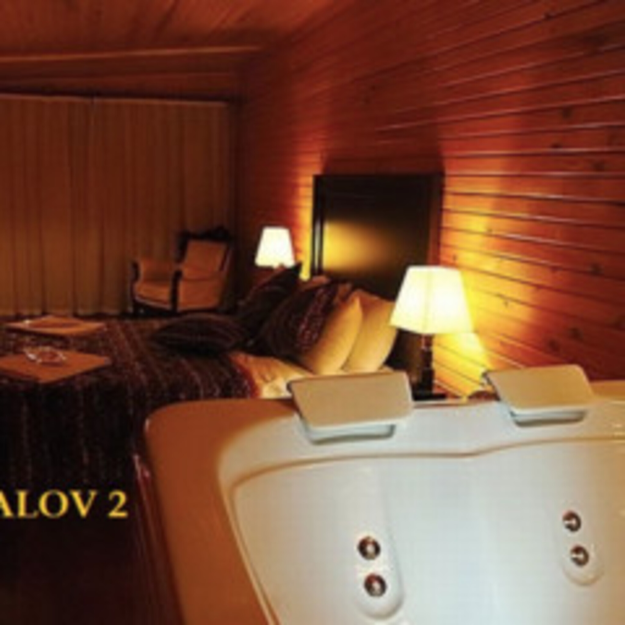 Bungalow with Jacuzzi