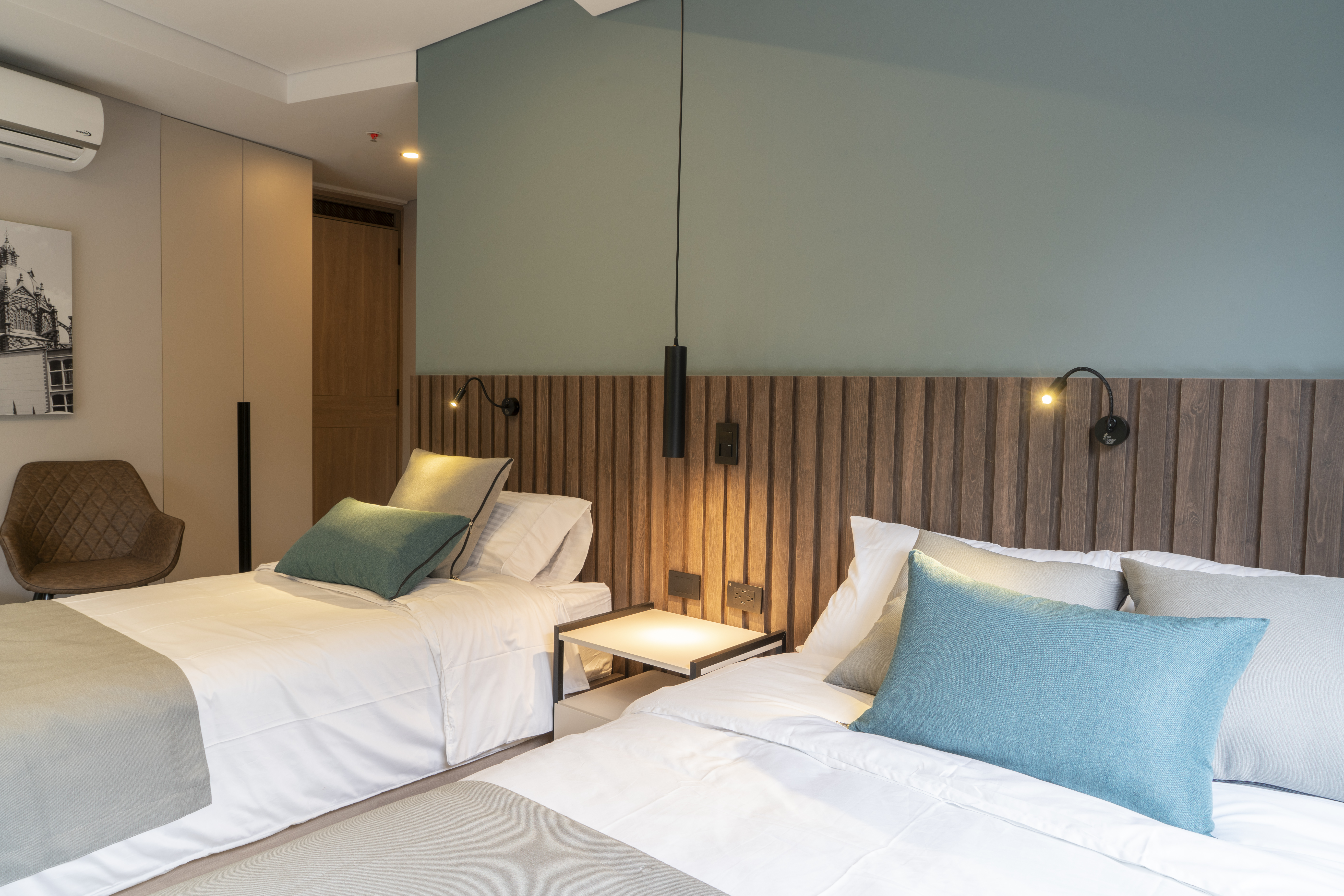 Double or Twin Deluxe