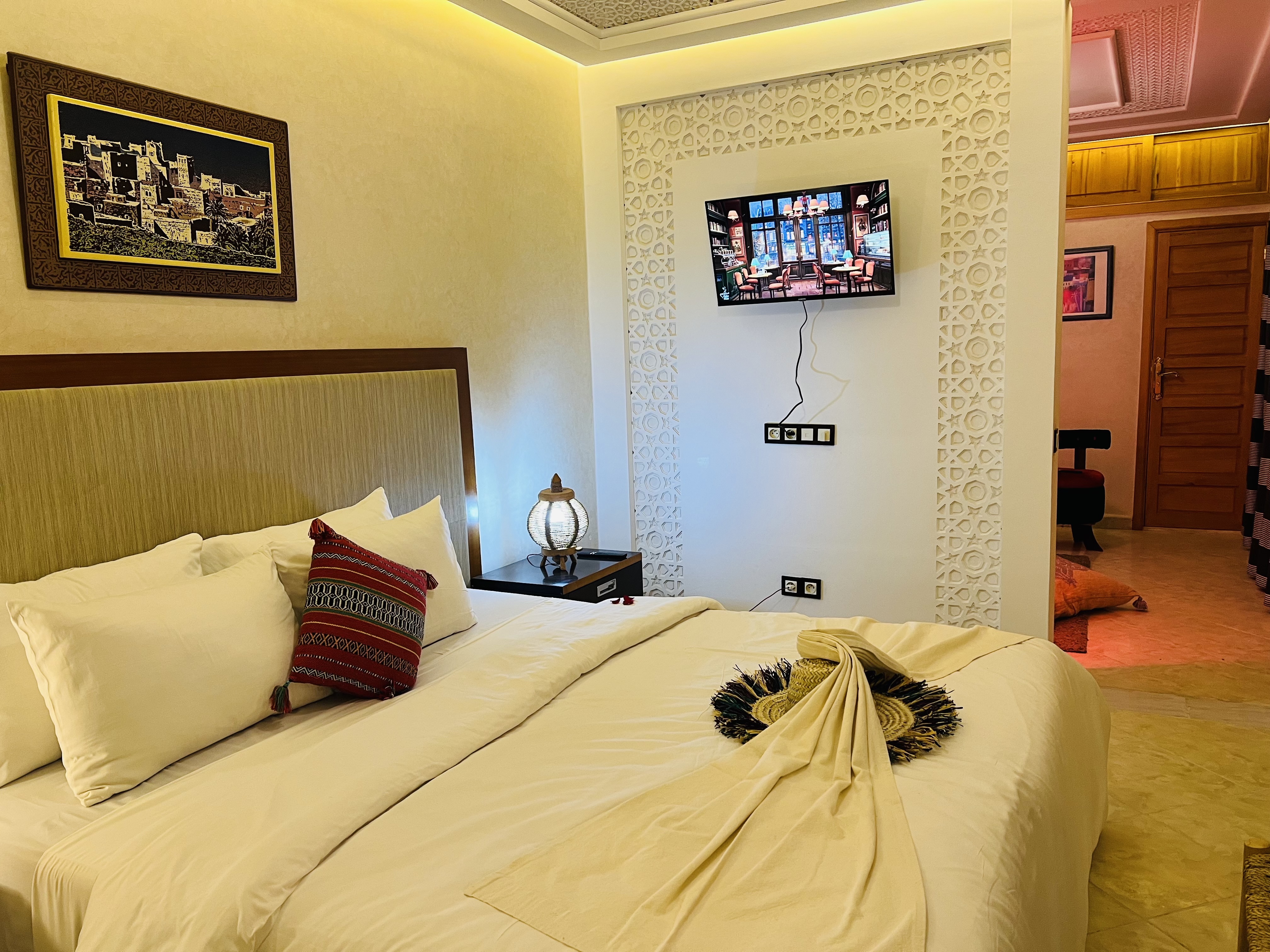 Suite Superior with Air Conditioning