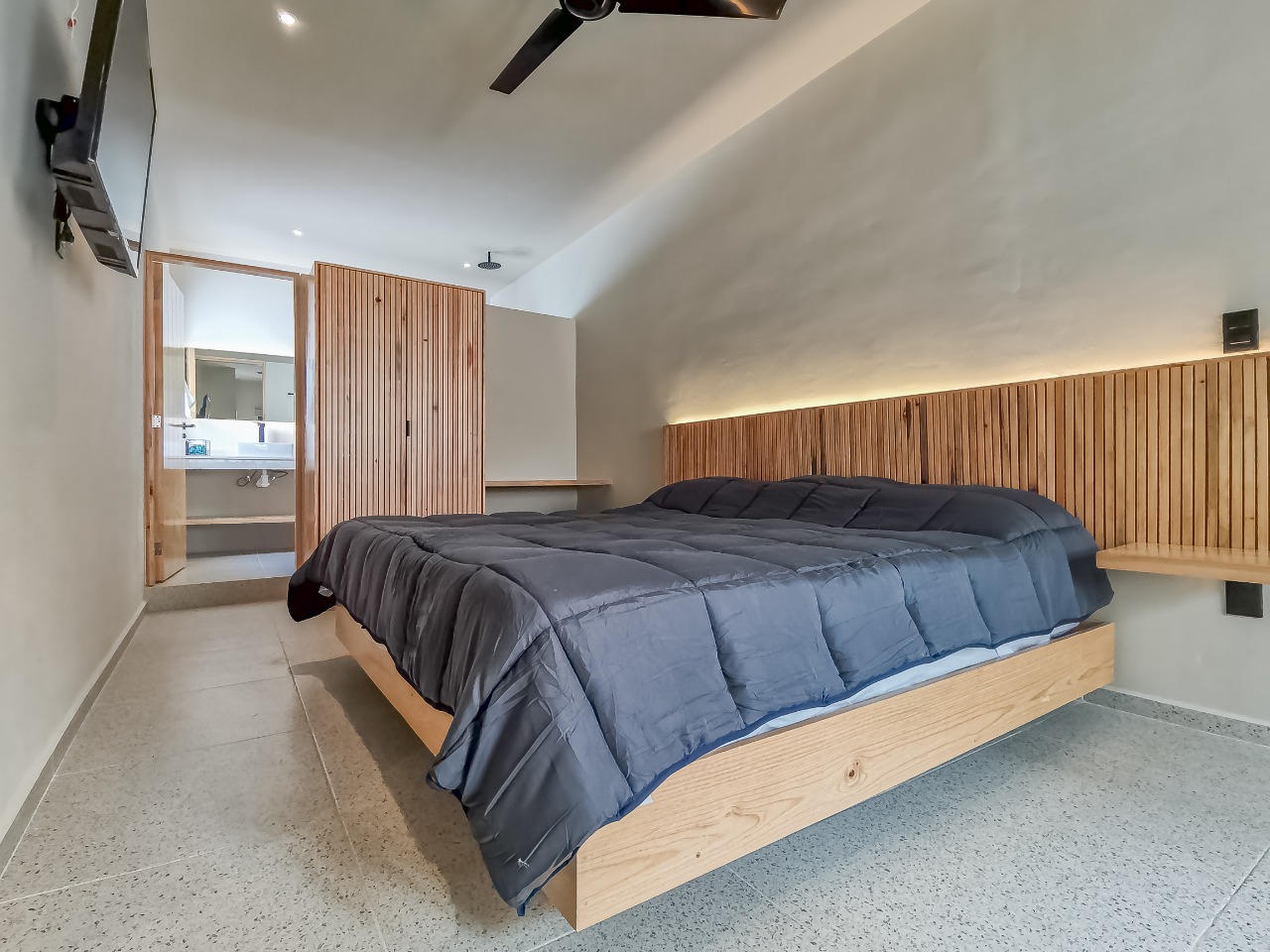 Studio Business Inner