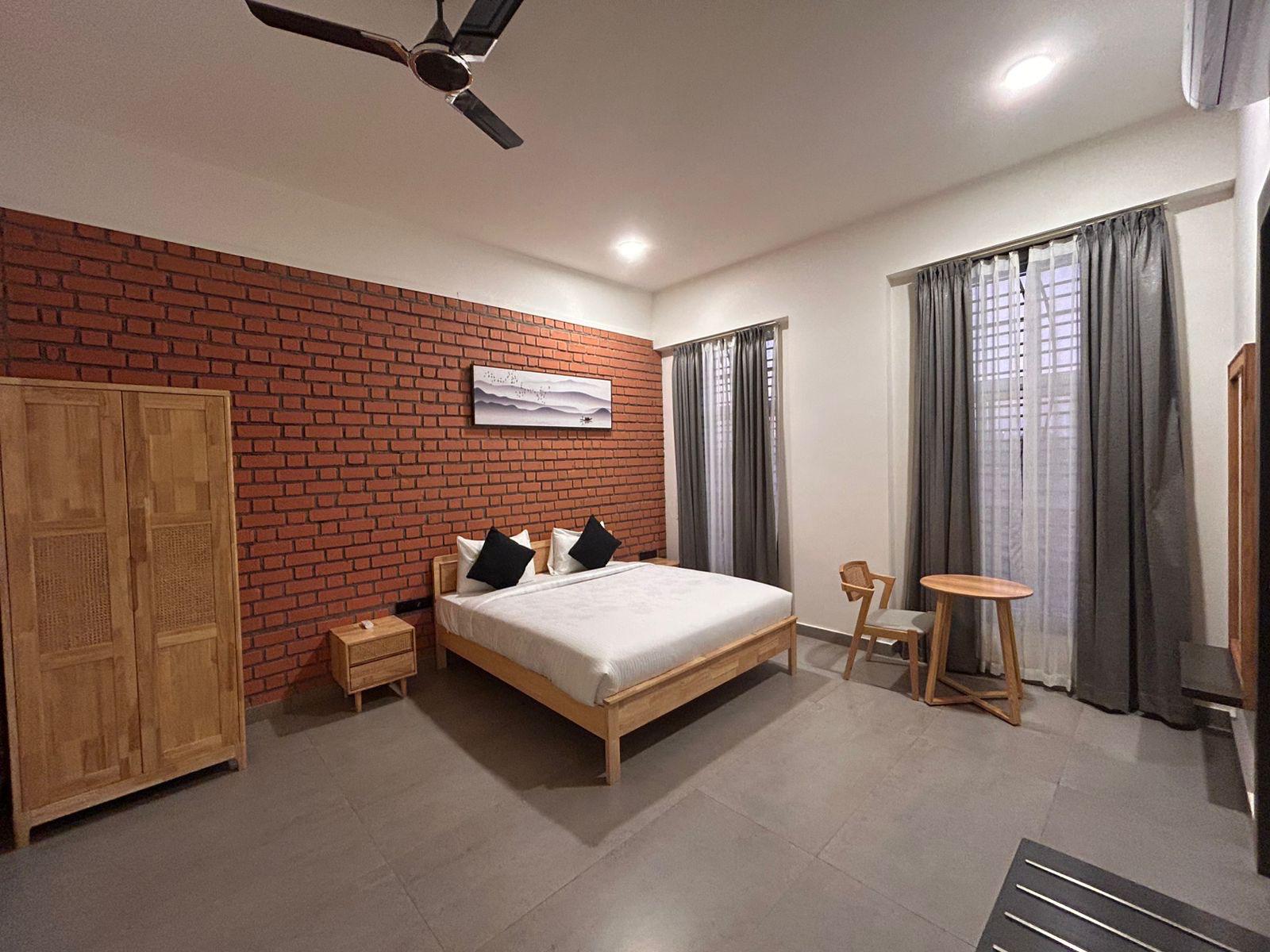 Apartment Three Bedrooms Three Bathrooms