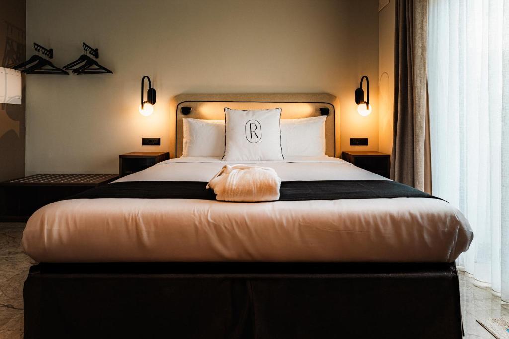 Double Deluxe Superior