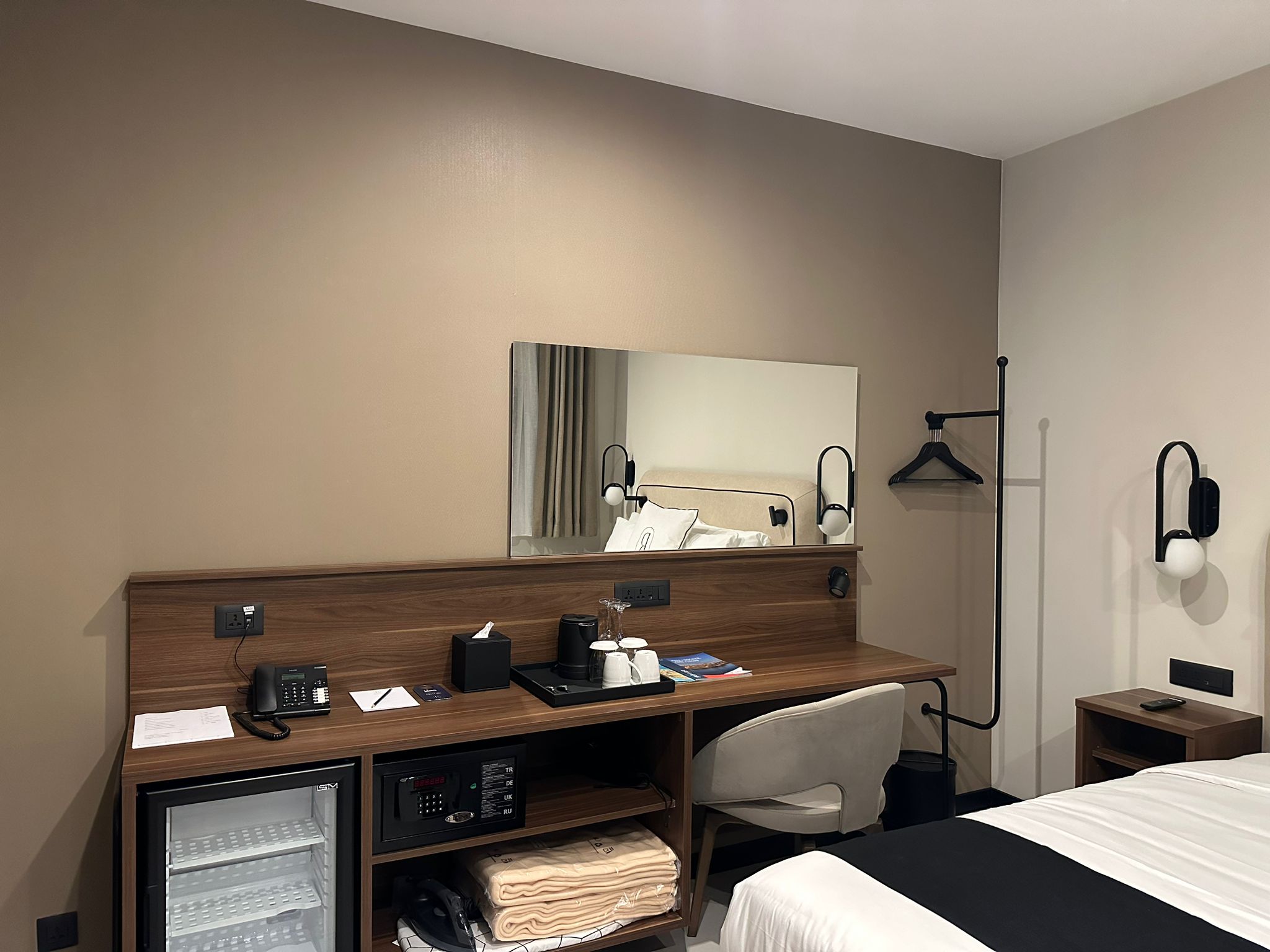 Double or Twin Standard