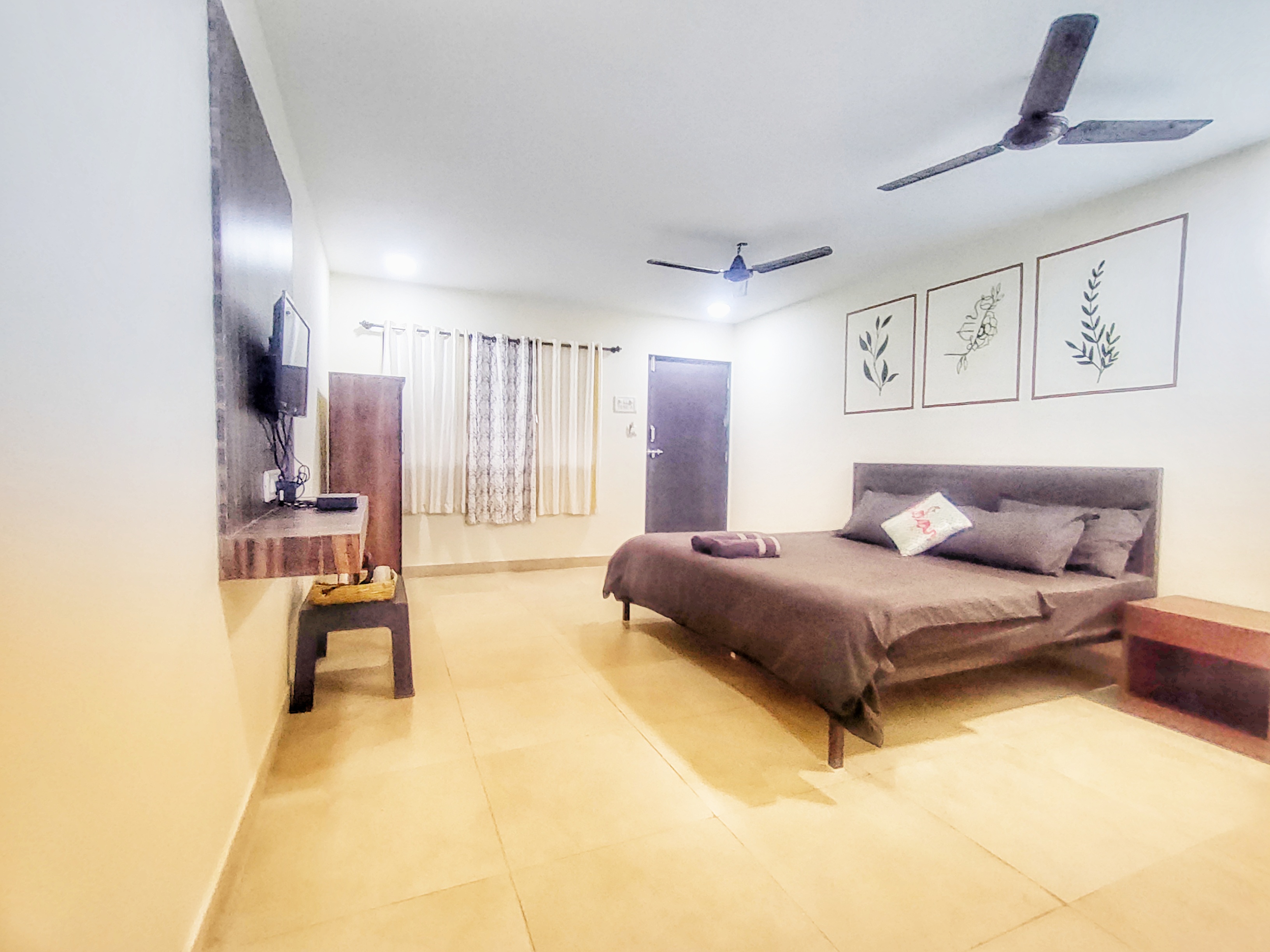 Double One Bedroom One Bathroom