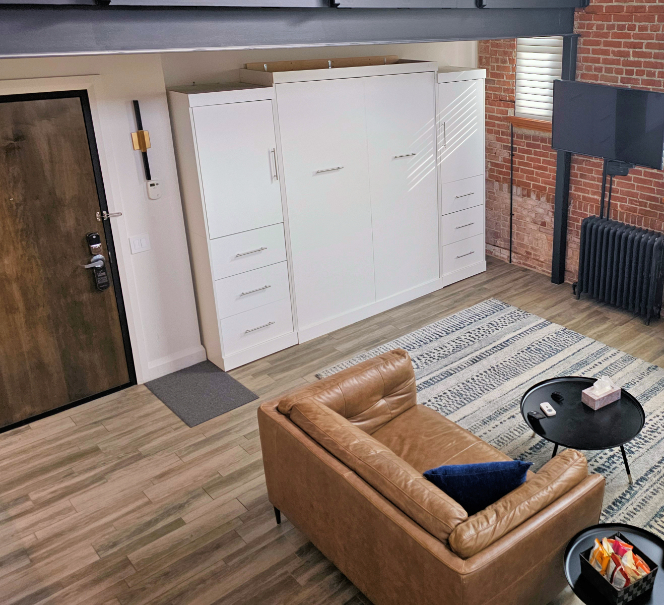 Family Room Deluxe with Kitchenette