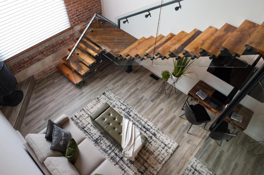 Family Room Deluxe with Kitchenette