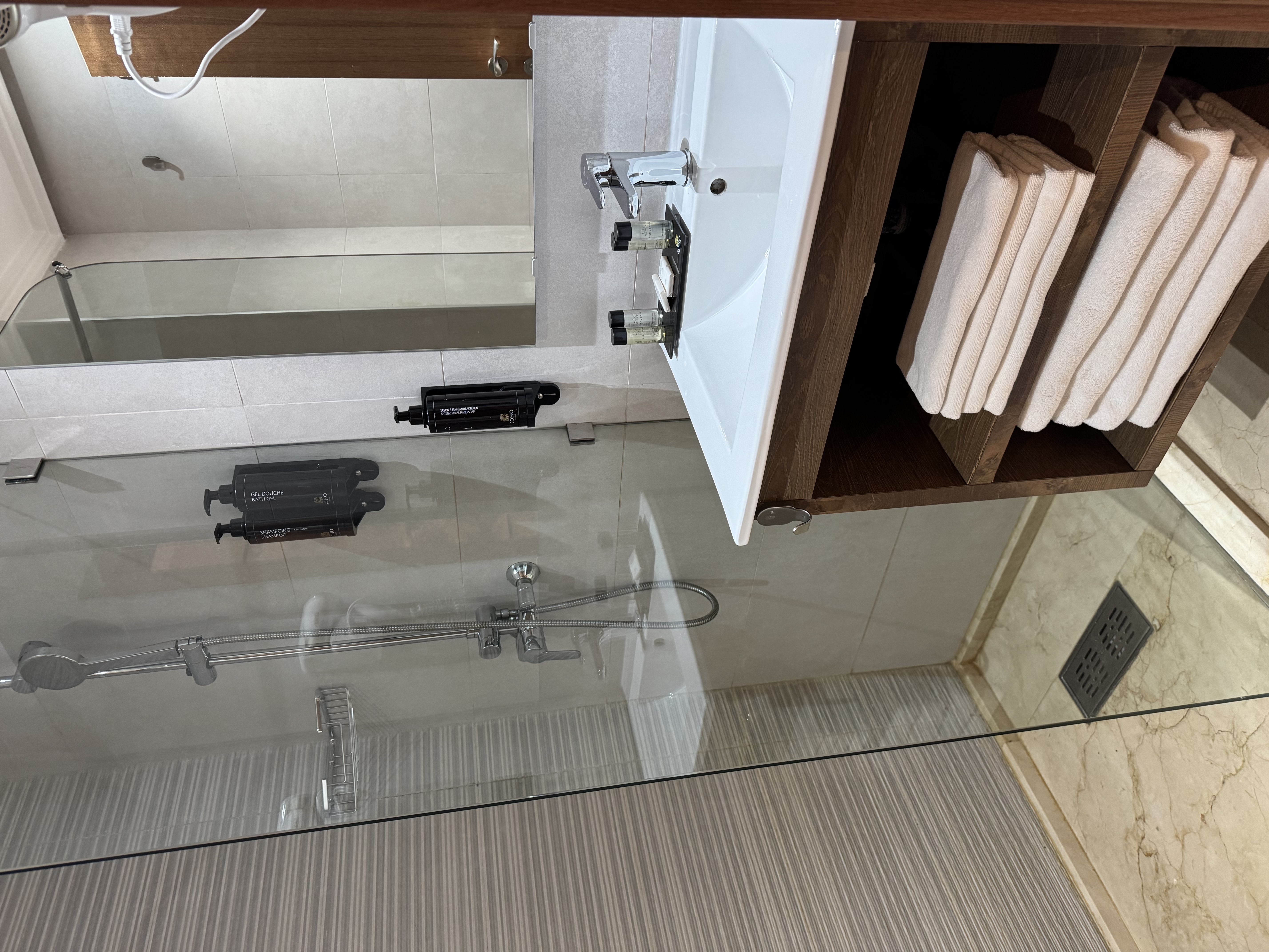 Junior Suite King Size Bed