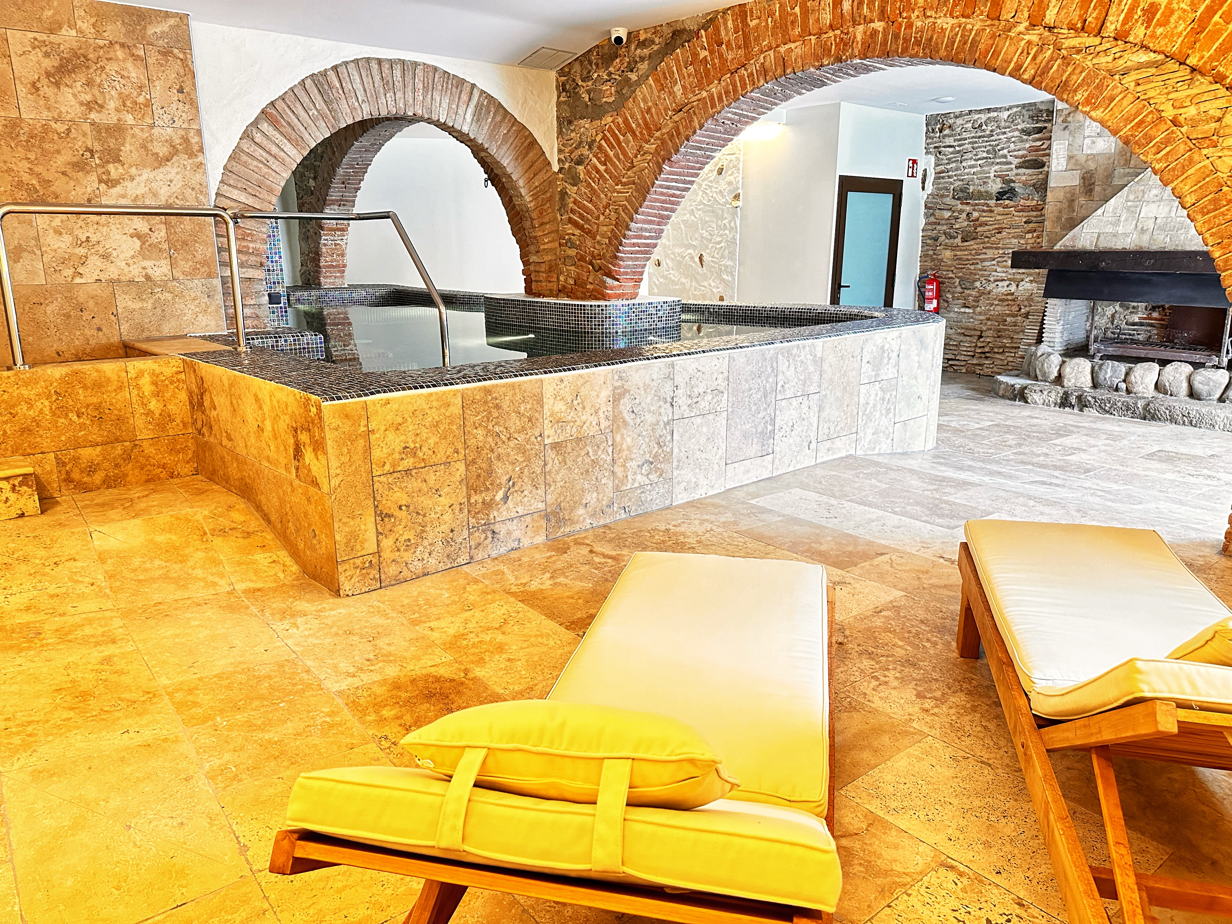 Double Single Superior