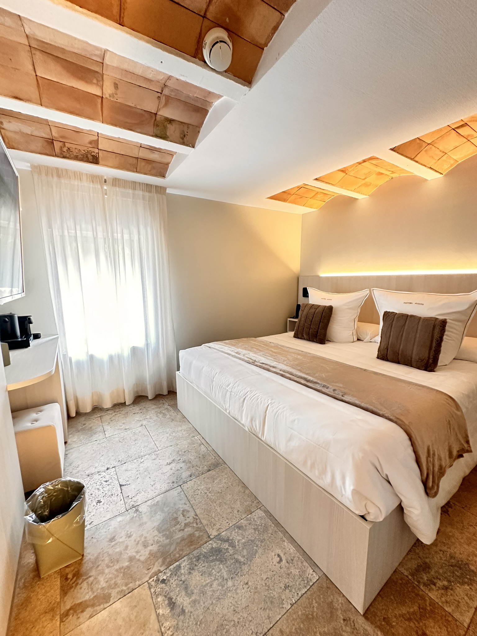 Double Single Superior