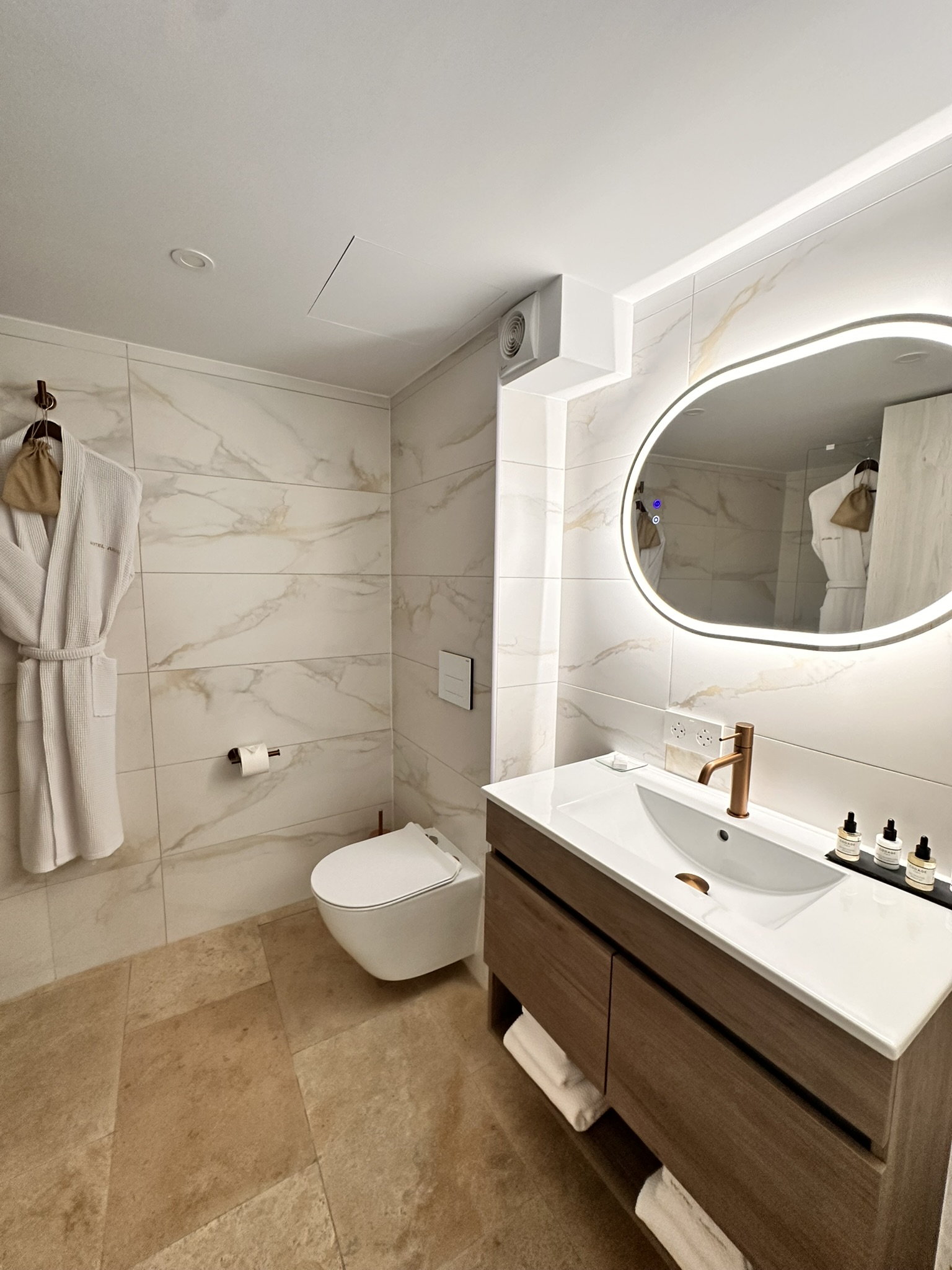 Junior Suite Deluxe One Bed