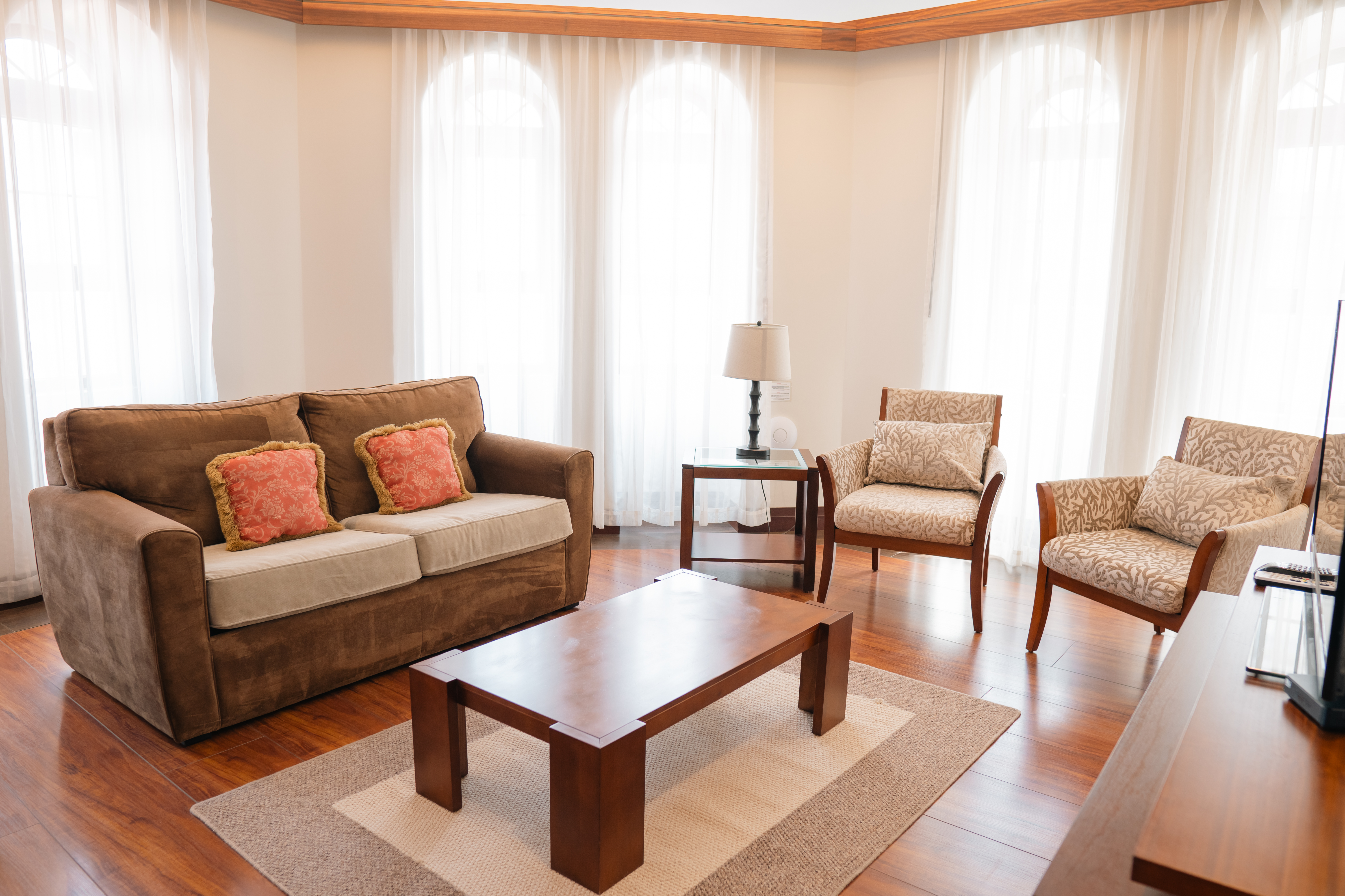 Suite Luxury City View