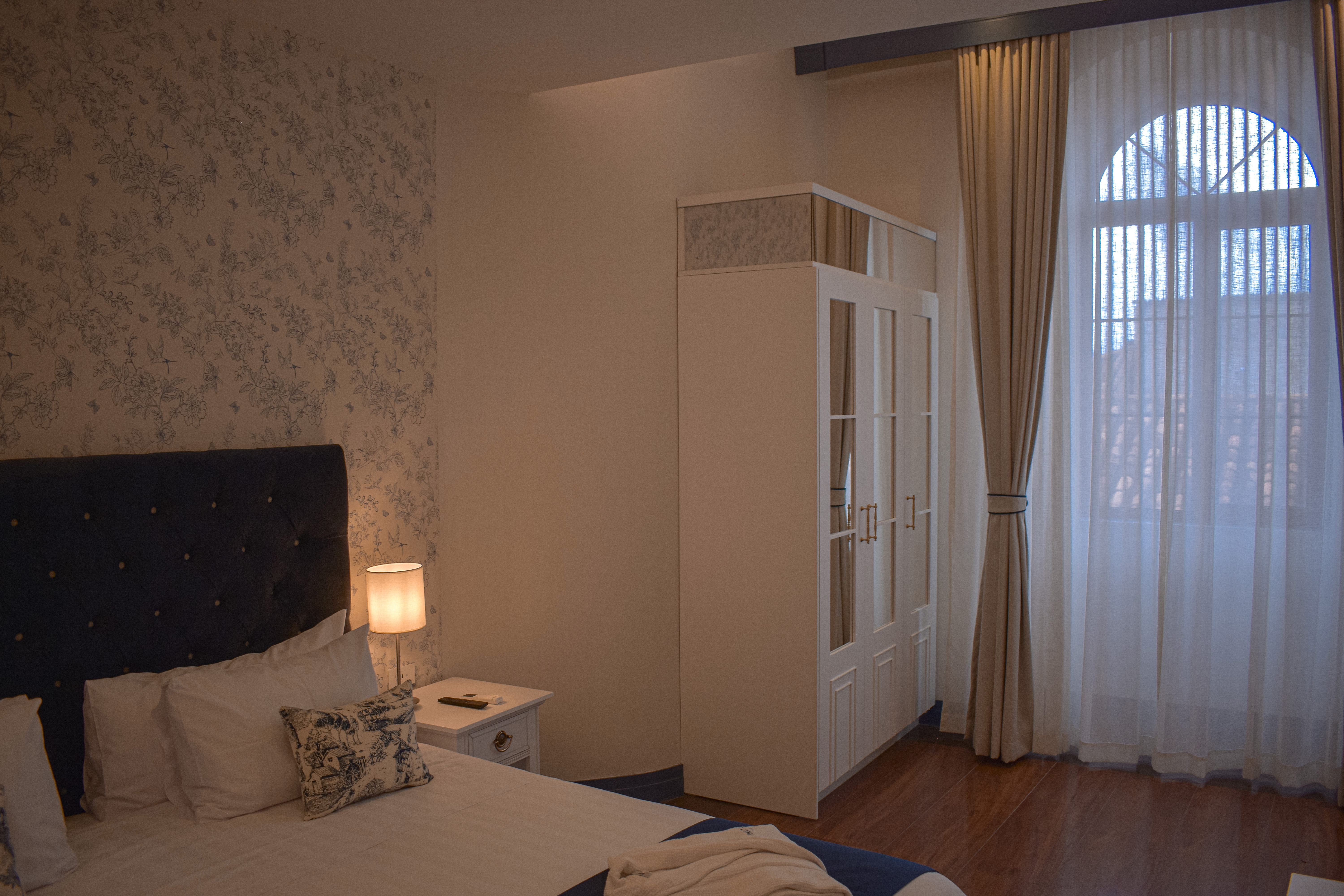 Suite Luxury City View