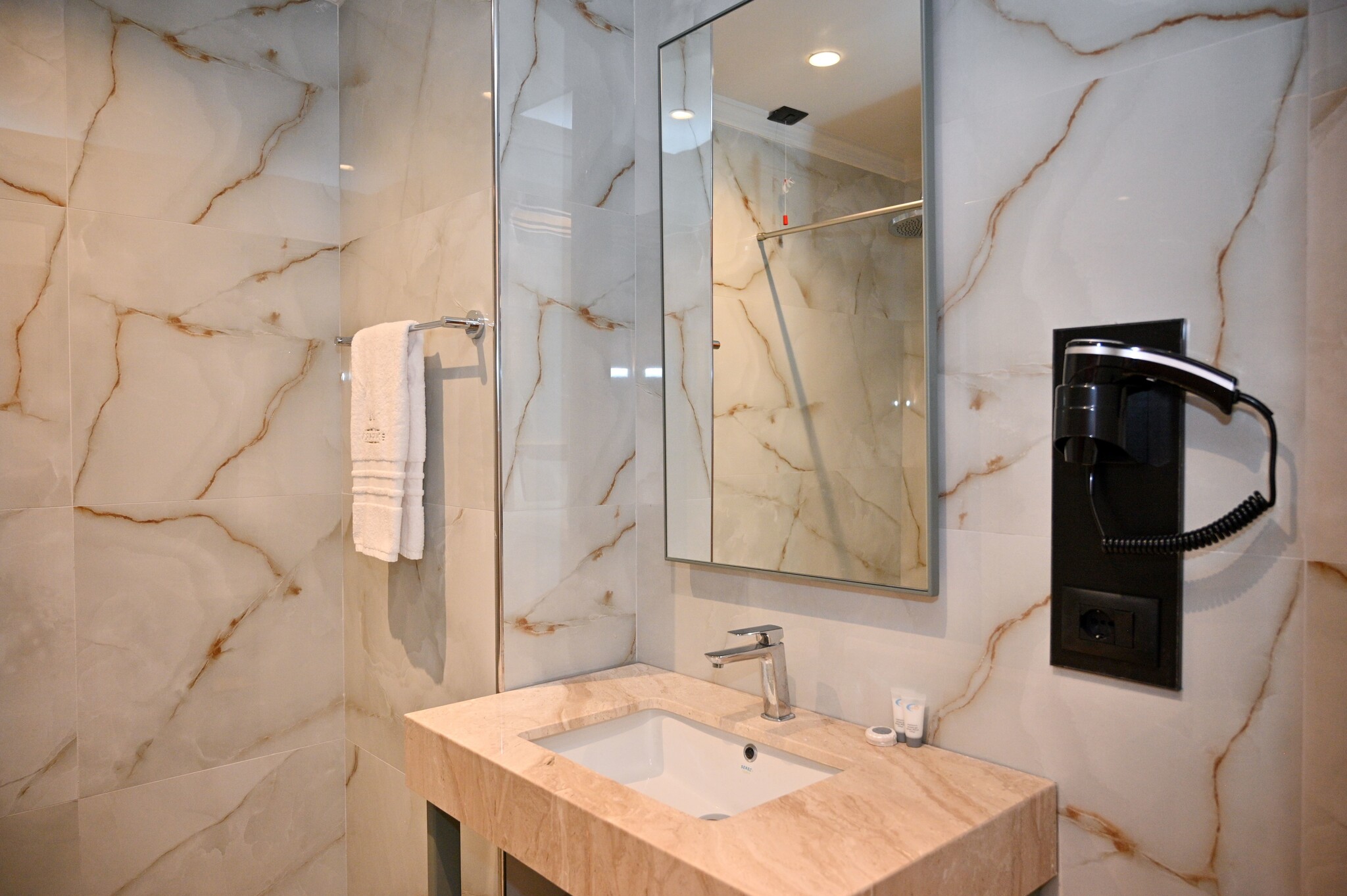 Room Two Double Beds