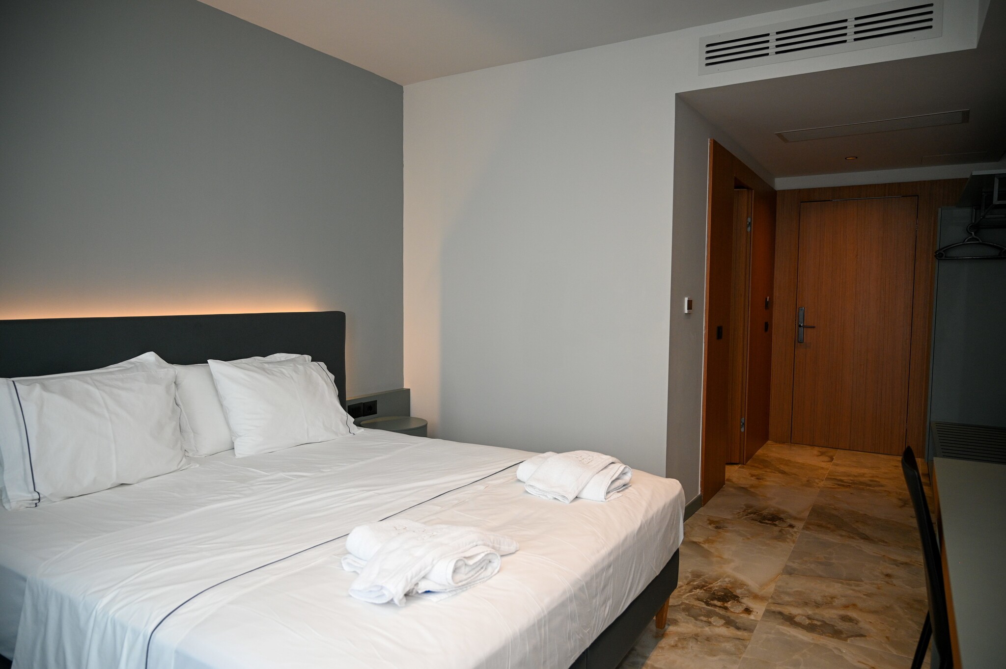 Room Two Double Beds